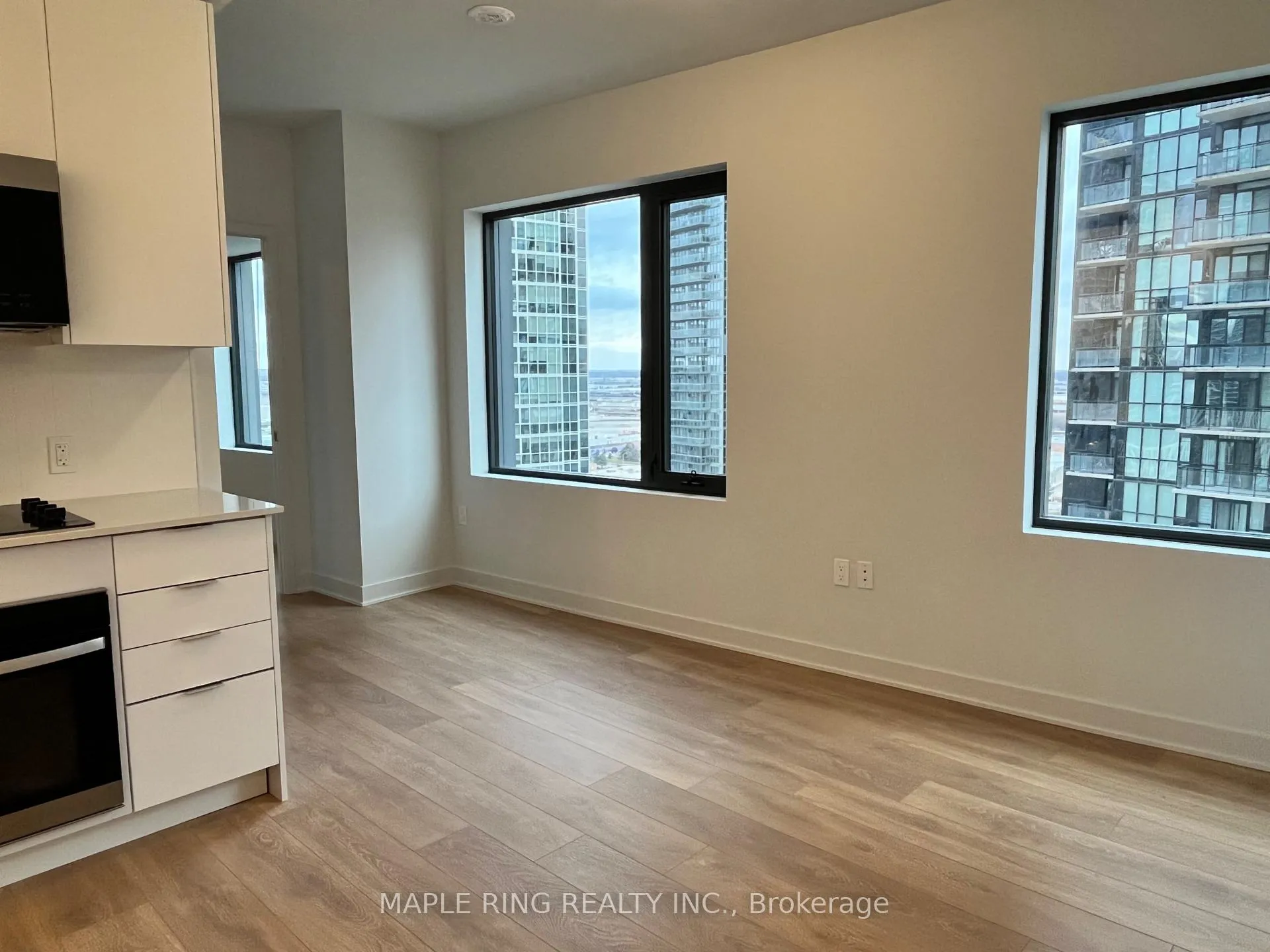 Photo 4 of Unit 1706, 2920 Highway 7, Vaughan, Vaughan Corporate Centre — HOMEH