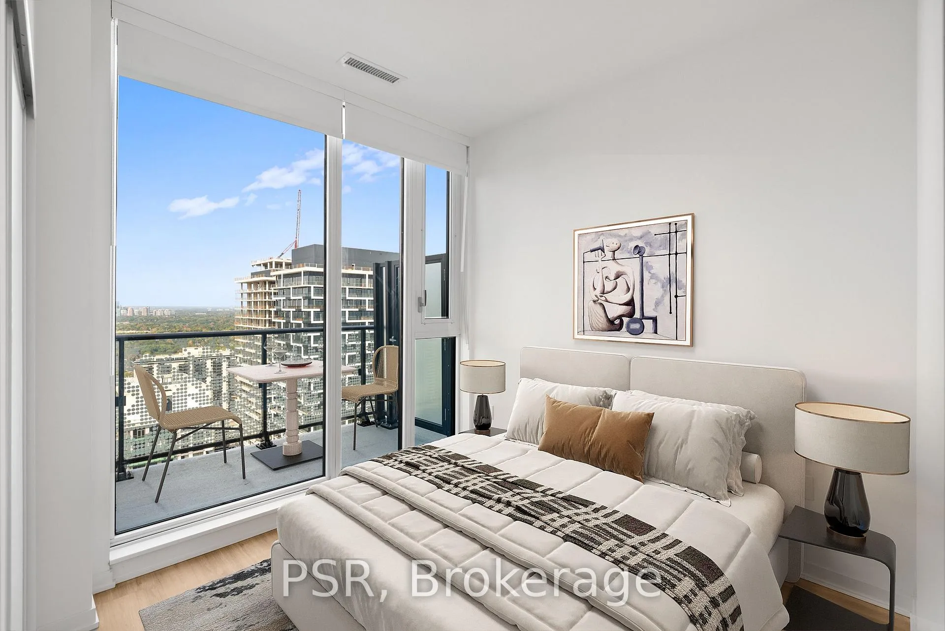 Photo 7 of Unit 3810, 101 Roehampton Avenue, Toronto, Mount Pleasant West — HOMEH