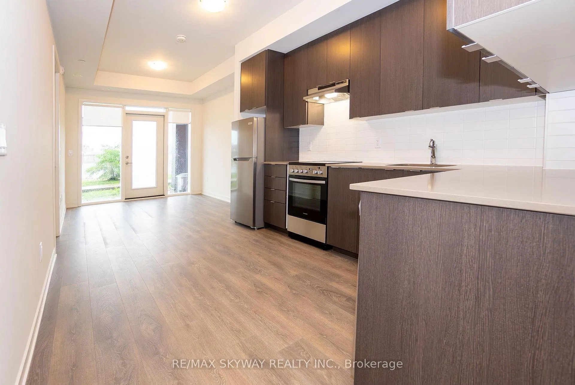 Photo 10 of Unit 111, 58 Sky Harbour Drive, Brampton, Bram West — HOMEH
