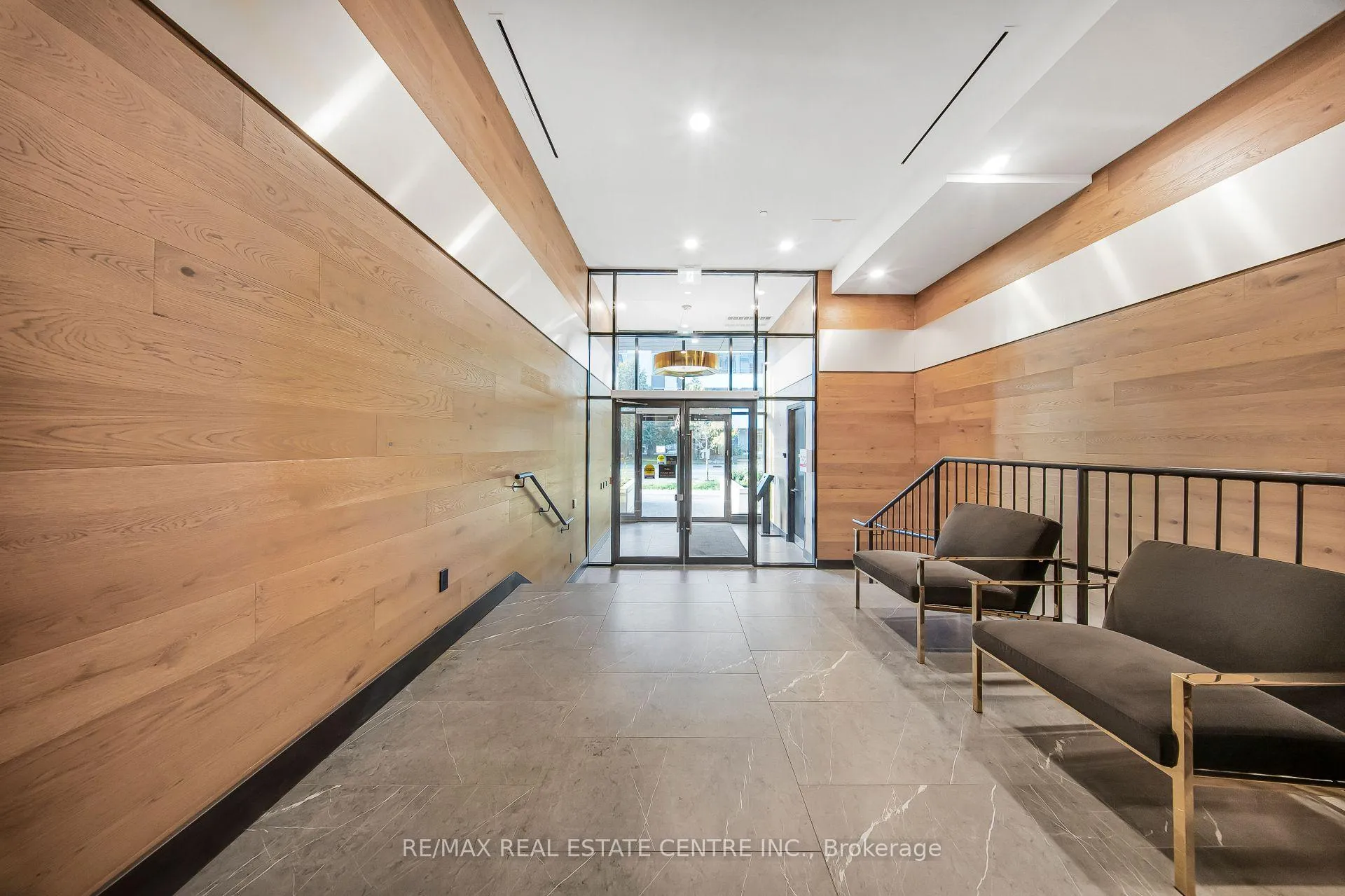 Photo 7 of Unit 909, 145 Columbia Street W, Waterloo — HOMEH