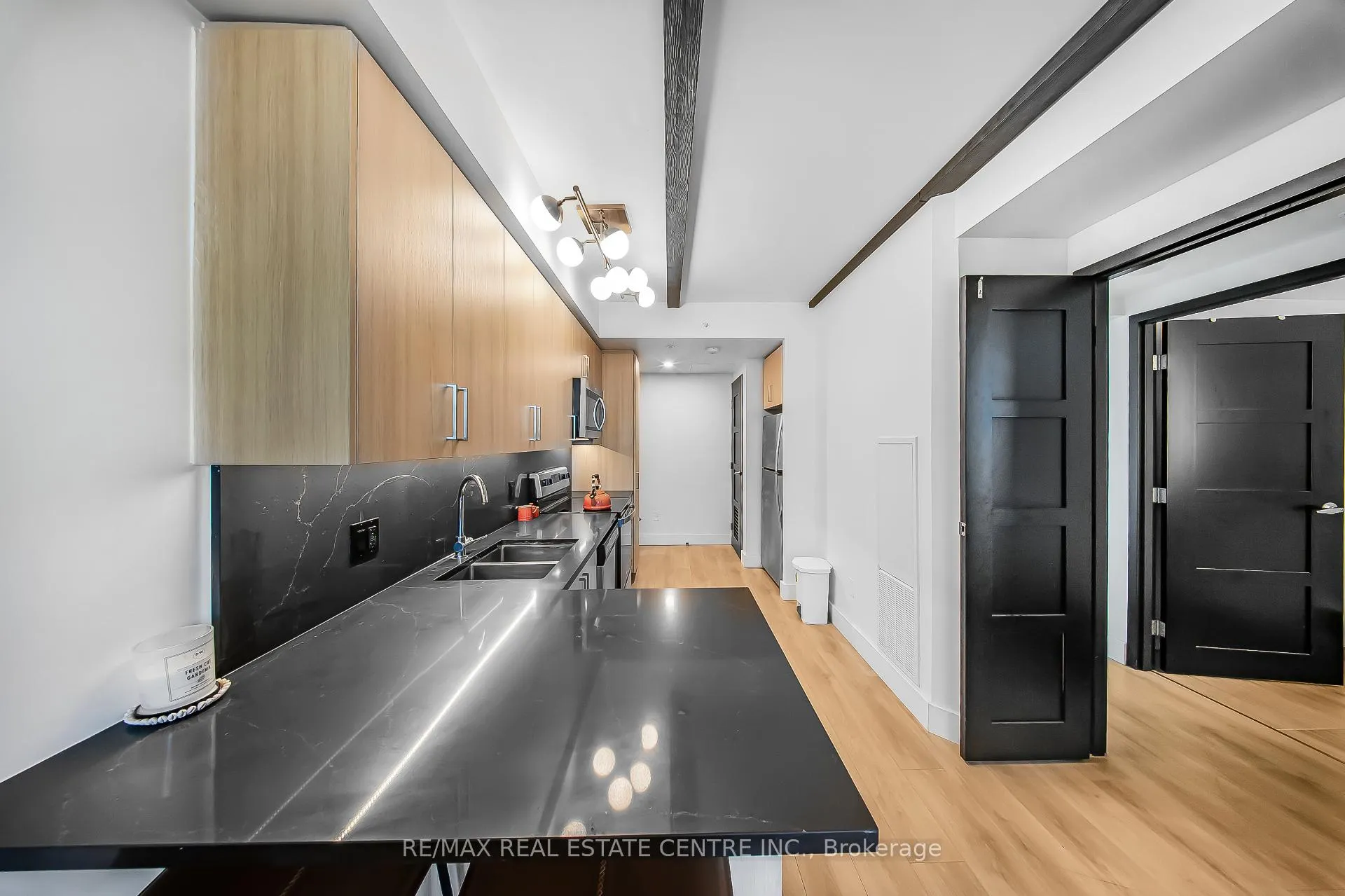 Photo 15 of Unit 909, 145 Columbia Street W, Waterloo — HOMEH