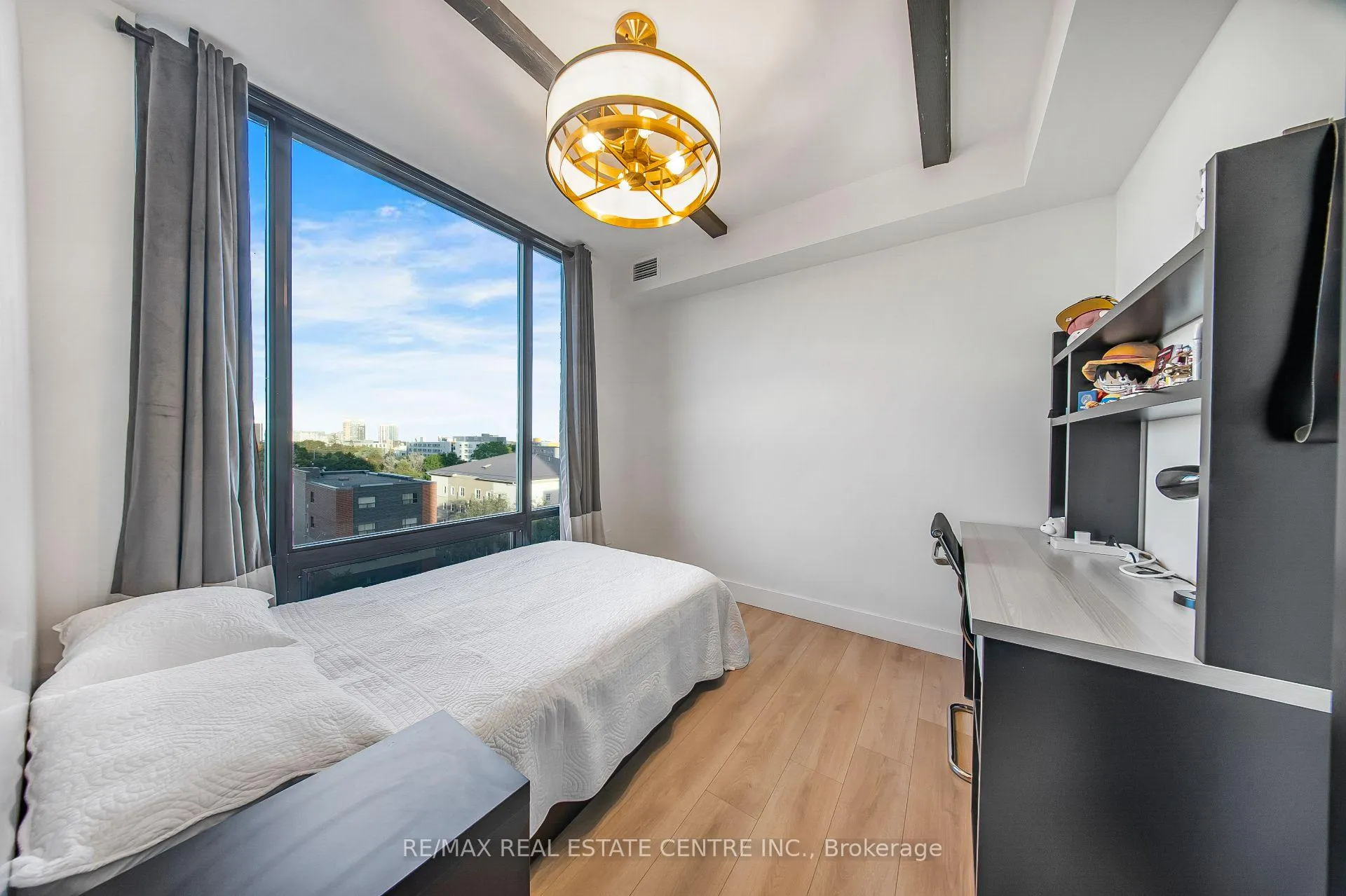 Photo 19 of Unit 909, 145 Columbia Street W, Waterloo — HOMEH