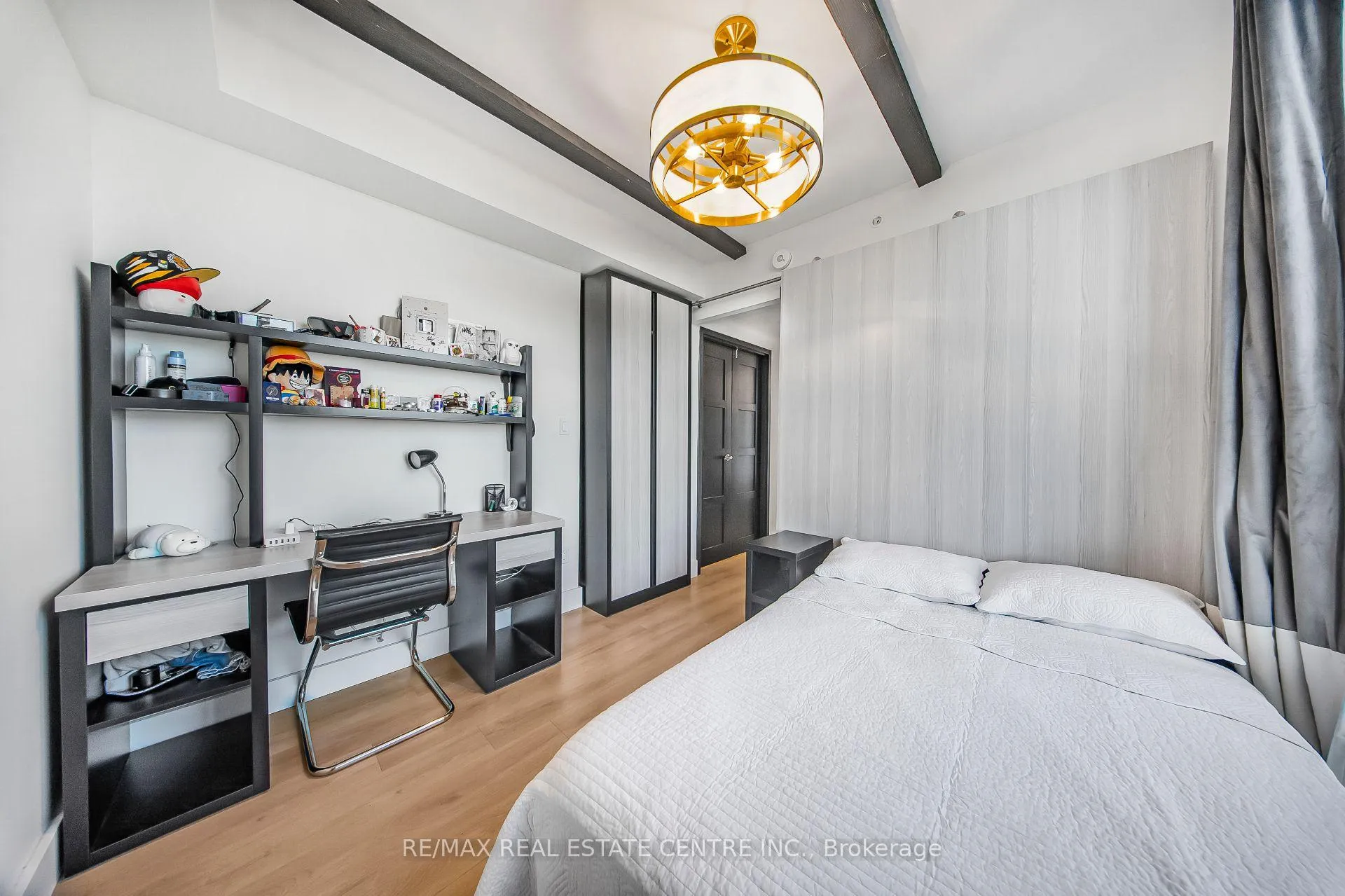 Photo 20 of Unit 909, 145 Columbia Street W, Waterloo — HOMEH