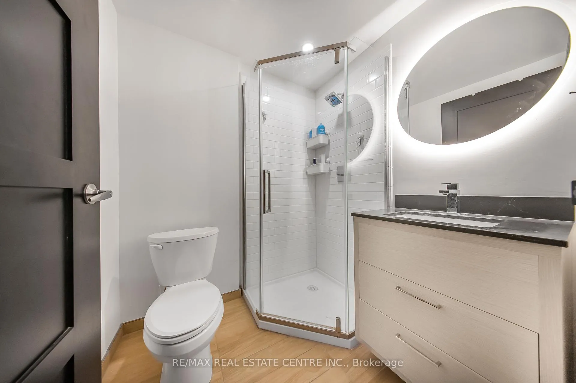 Photo 23 of Unit 909, 145 Columbia Street W, Waterloo — HOMEH