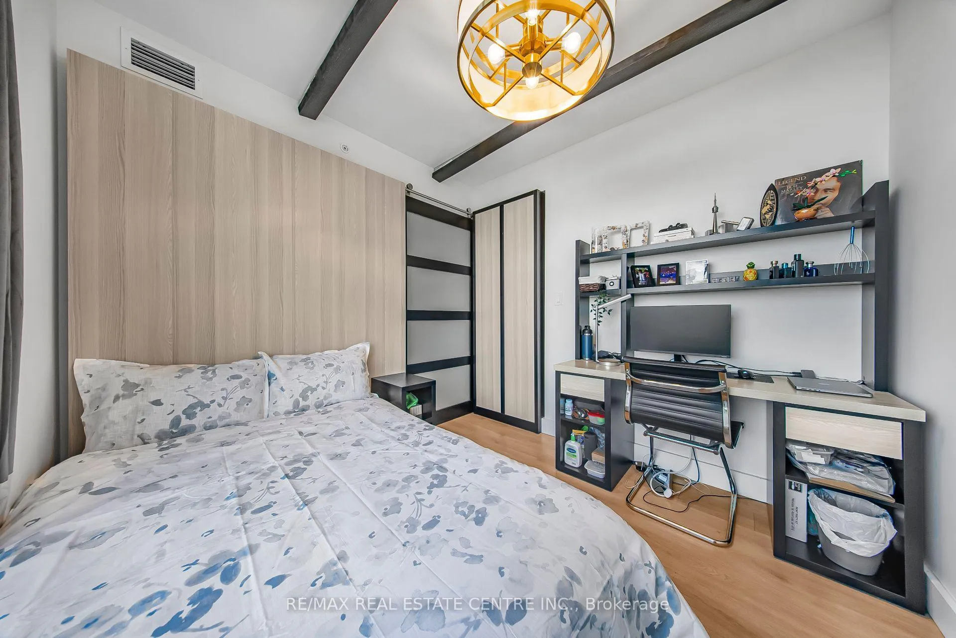Photo 25 of Unit 909, 145 Columbia Street W, Waterloo — HOMEH