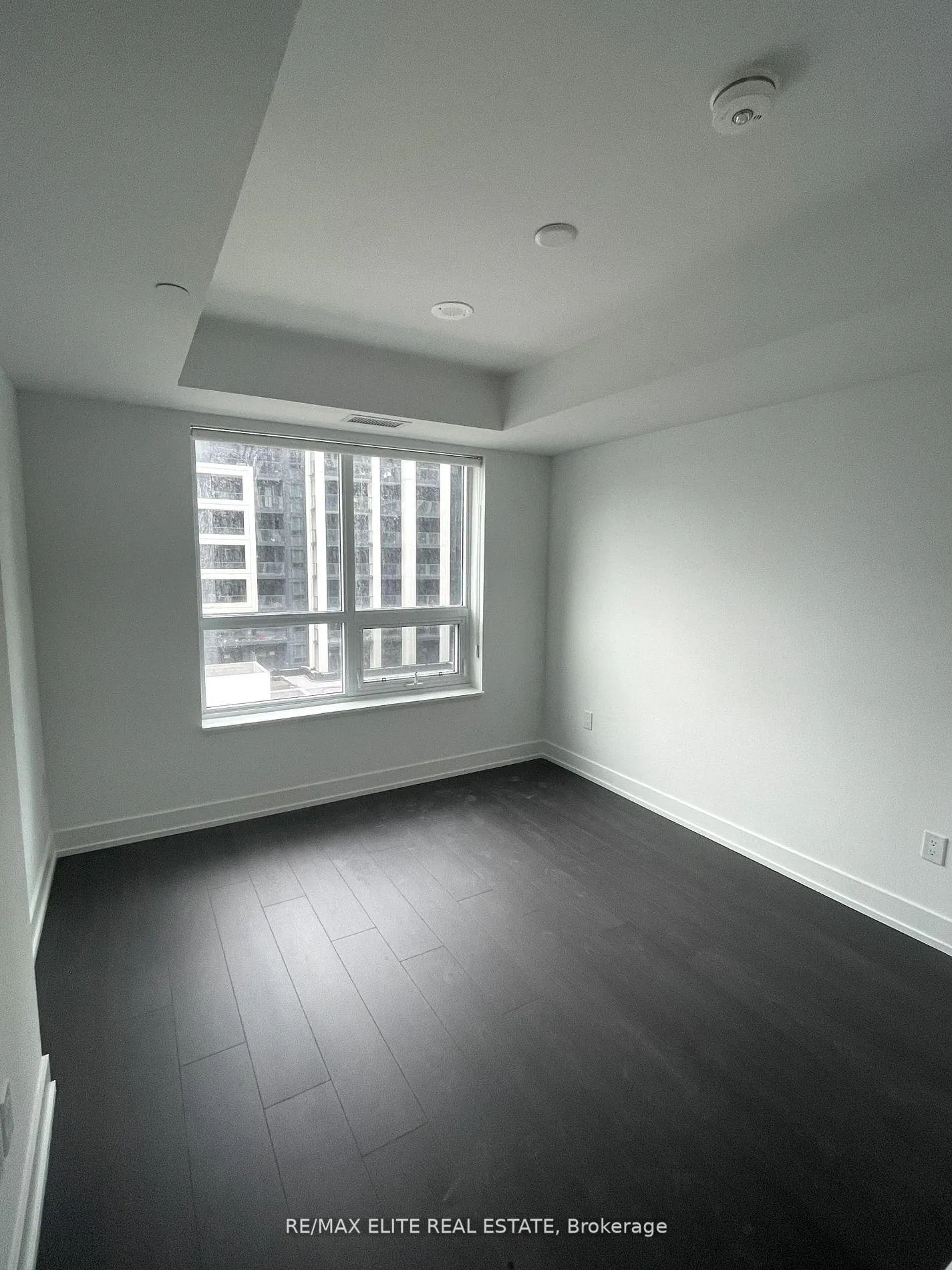 Photo 7 of Unit 706, 8 Cedarland Drive, Markham, Unionville — HOMEH