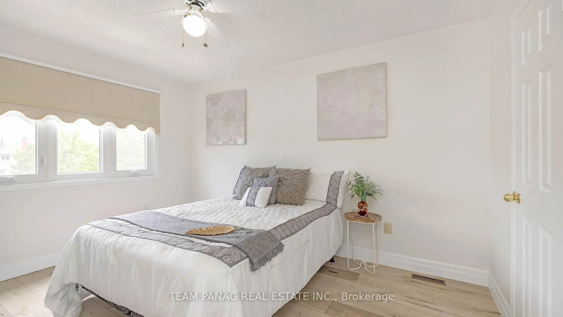 Photo 15 of 14 Shady Pine Circle, Brampton, Sandringham-Wellington — HOMEH