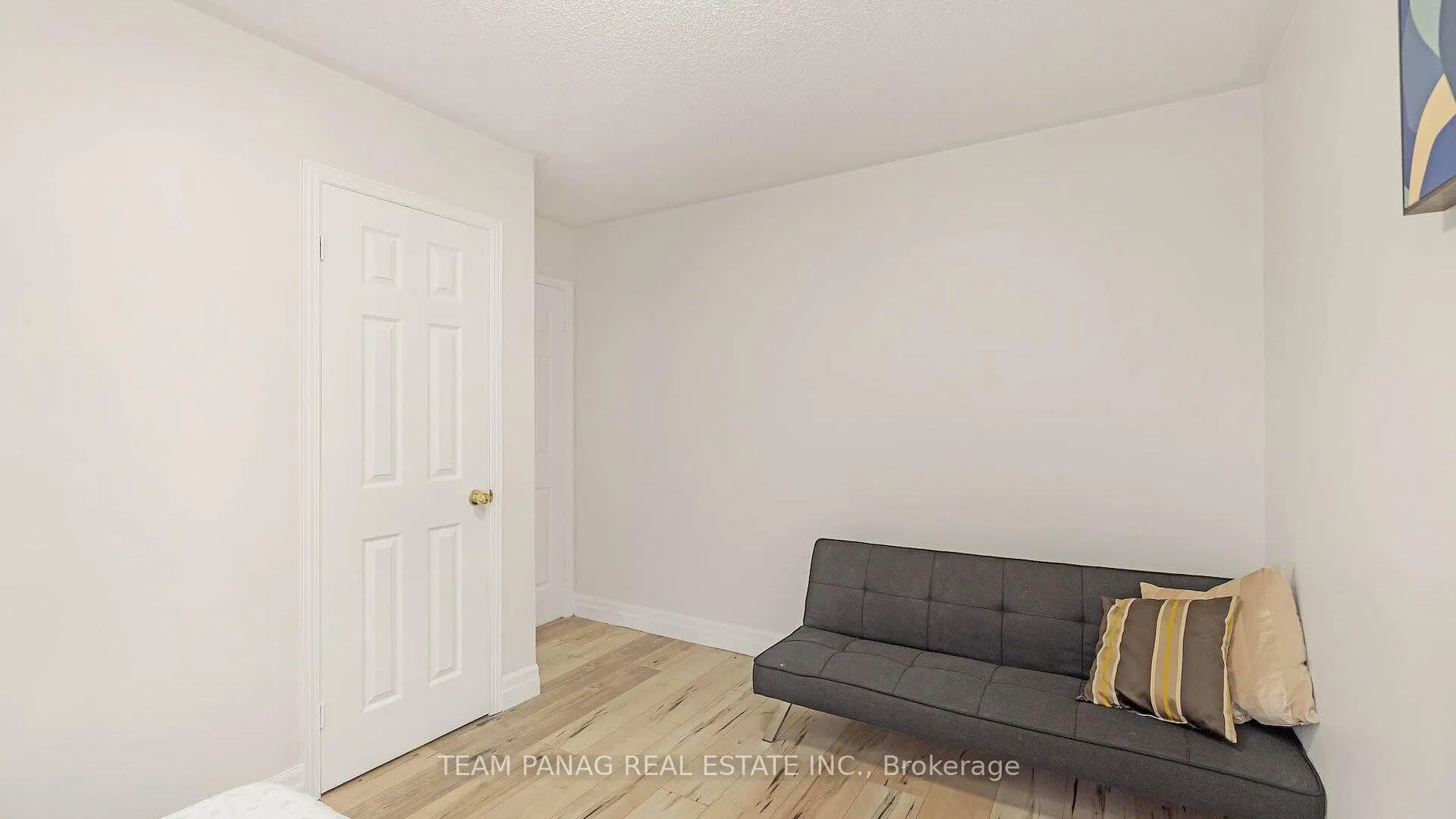 Photo 20 of 14 Shady Pine Circle, Brampton, Sandringham-Wellington — HOMEH
