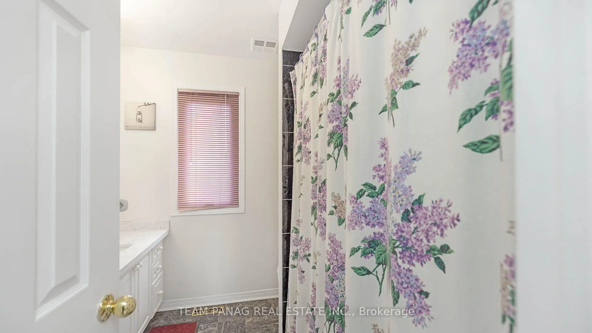 Photo 21 of 14 Shady Pine Circle, Brampton, Sandringham-Wellington — HOMEH