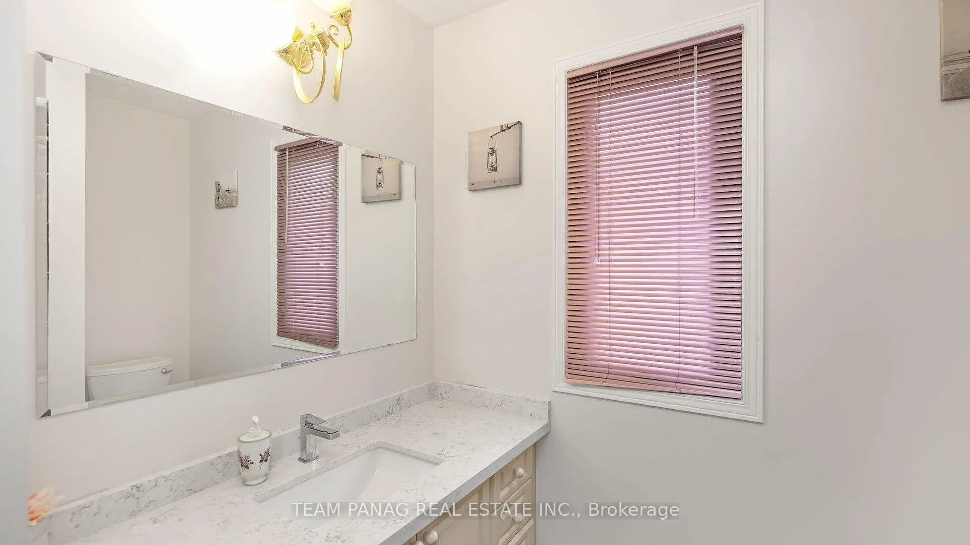 Photo 22 of 14 Shady Pine Circle, Brampton, Sandringham-Wellington — HOMEH