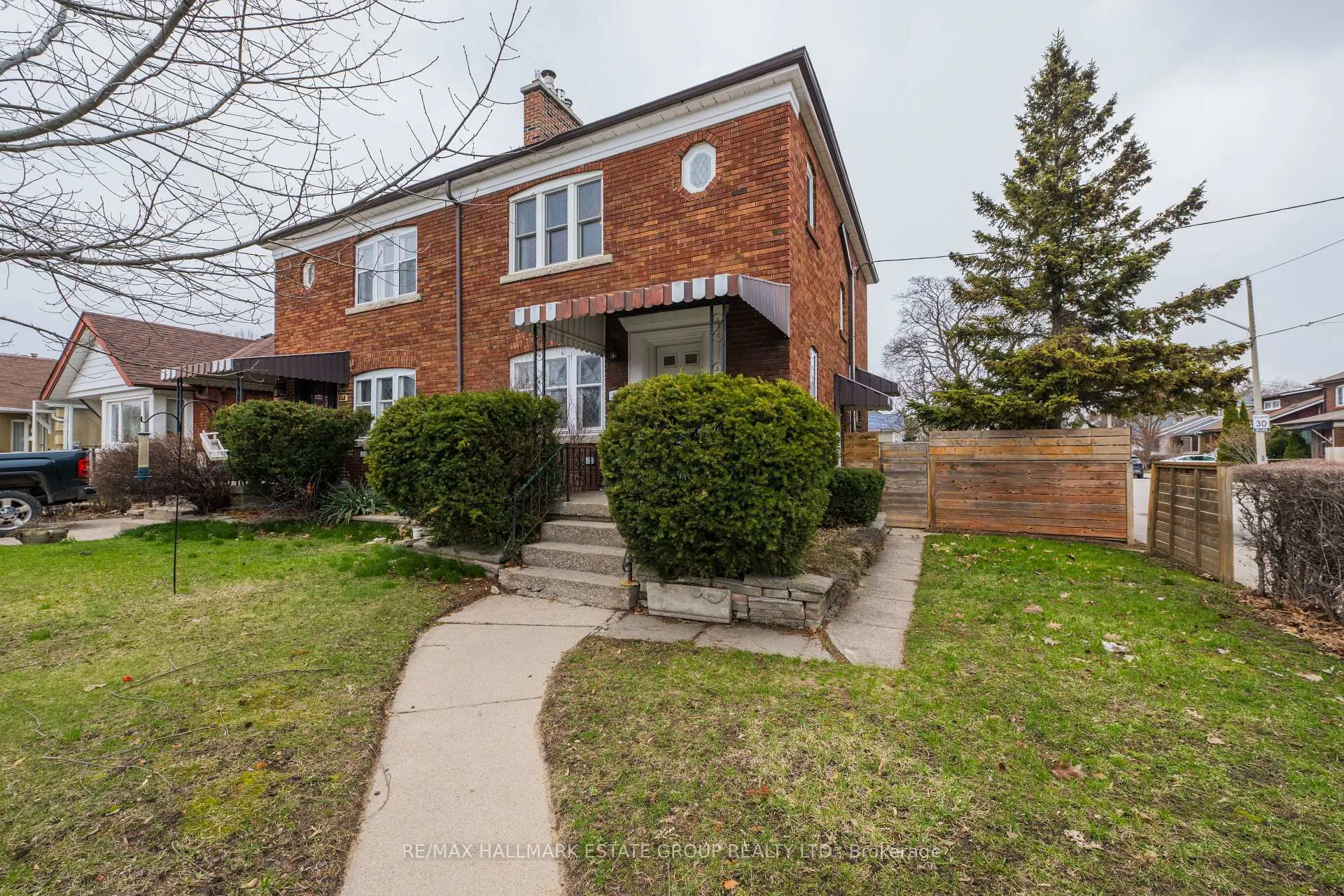 Photo 1 of 242 O'Connor Drive, Toronto, East York — HOMEH