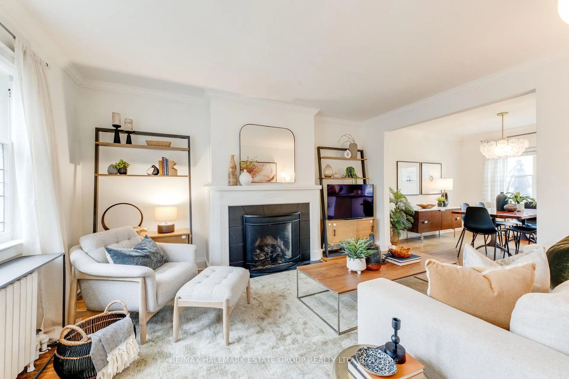 Photo 3 of 242 O'Connor Drive, Toronto, East York — HOMEH