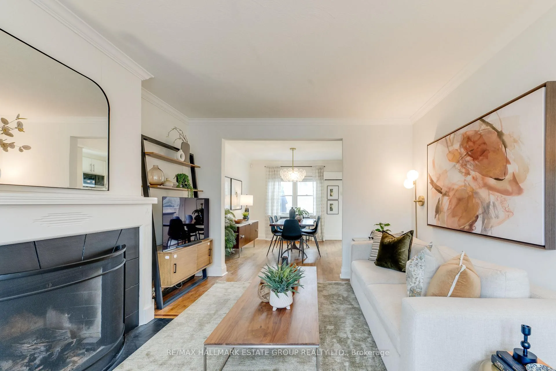 Photo 7 of 242 O'Connor Drive, Toronto, East York — HOMEH