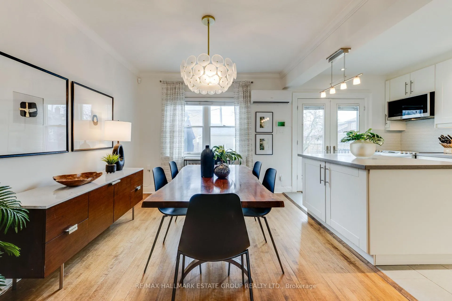 Photo 8 of 242 O'Connor Drive, Toronto, East York — HOMEH