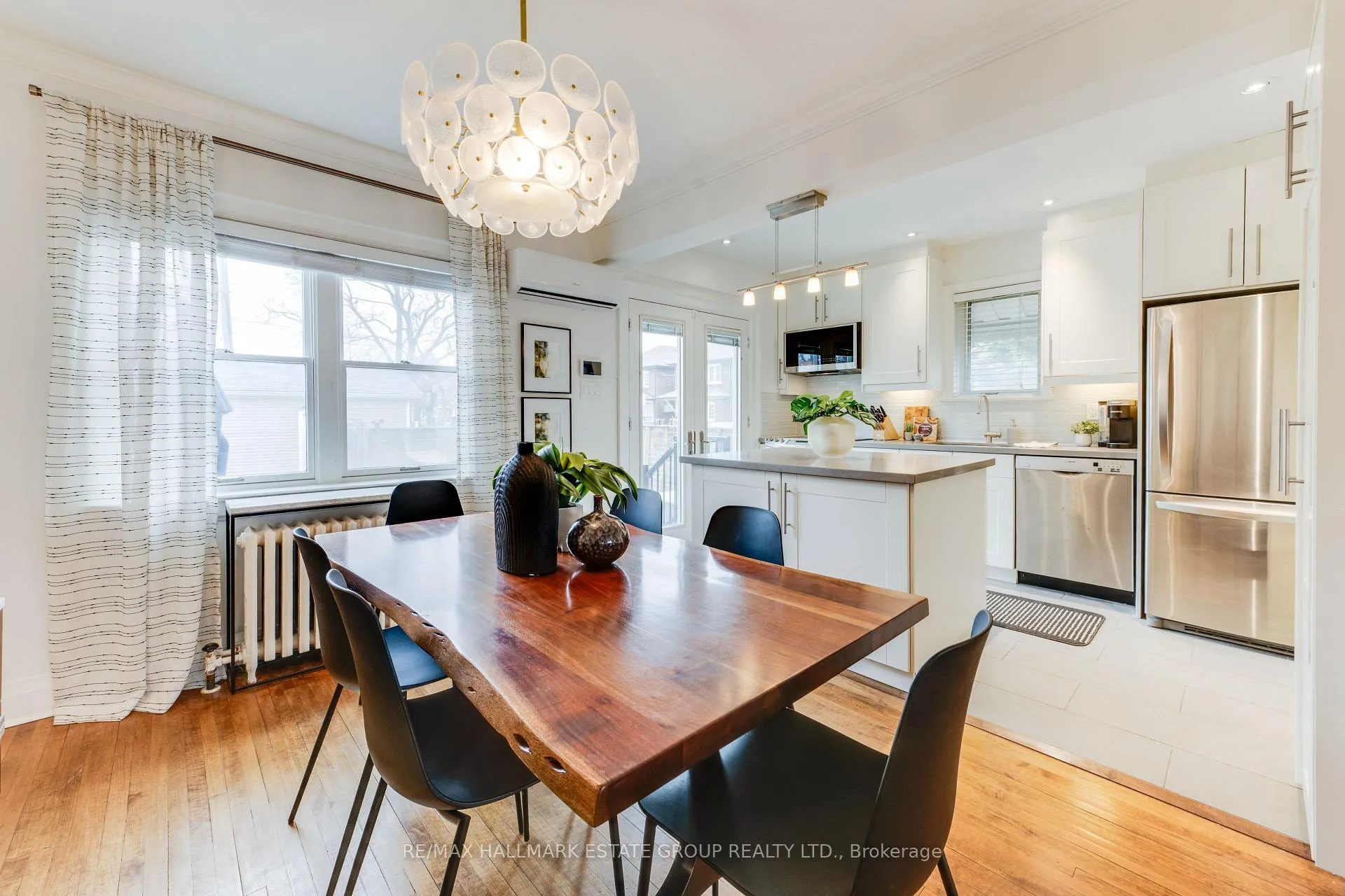Photo 9 of 242 O'Connor Drive, Toronto, East York — HOMEH