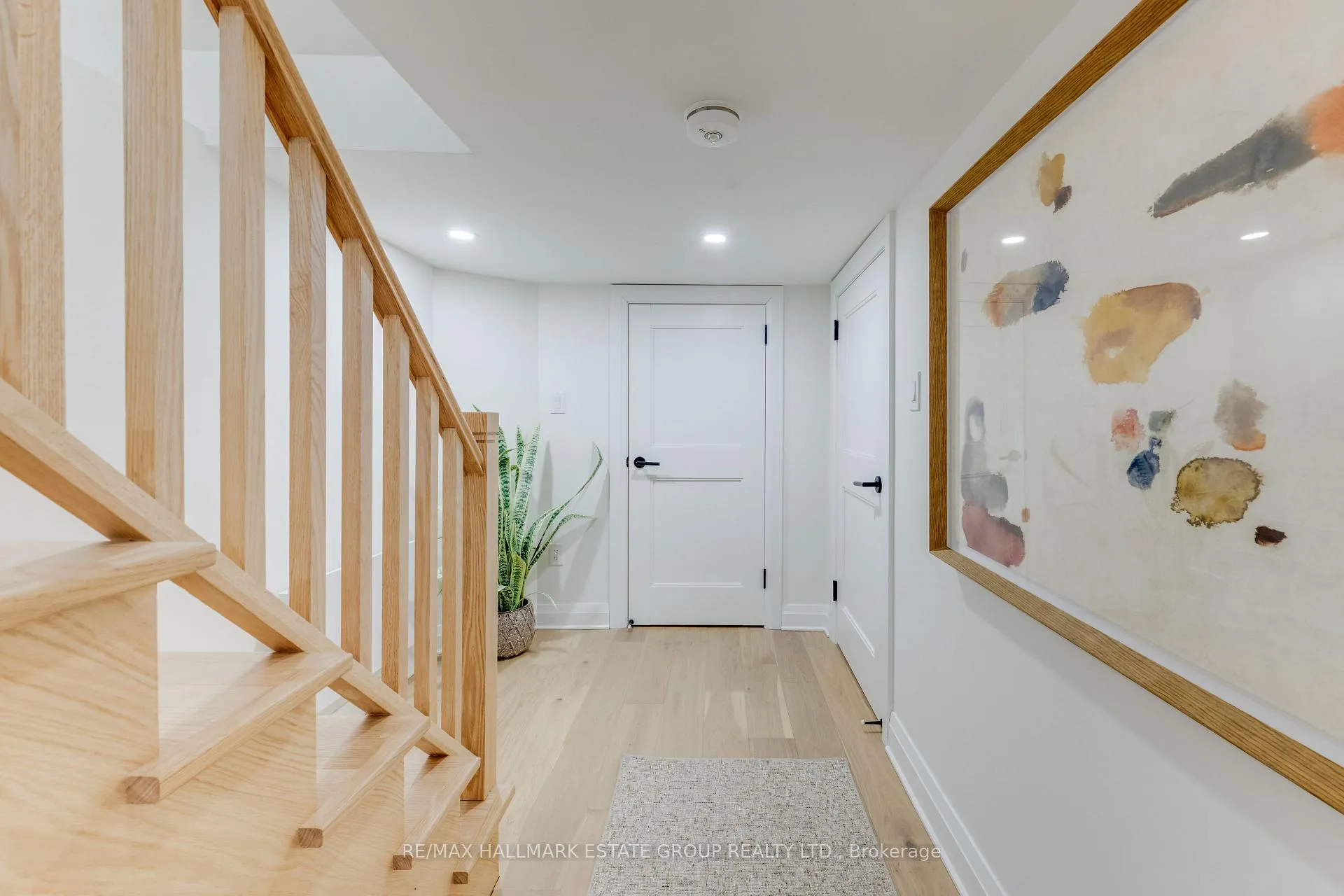 Photo 33 of 242 O'Connor Drive, Toronto, East York — HOMEH