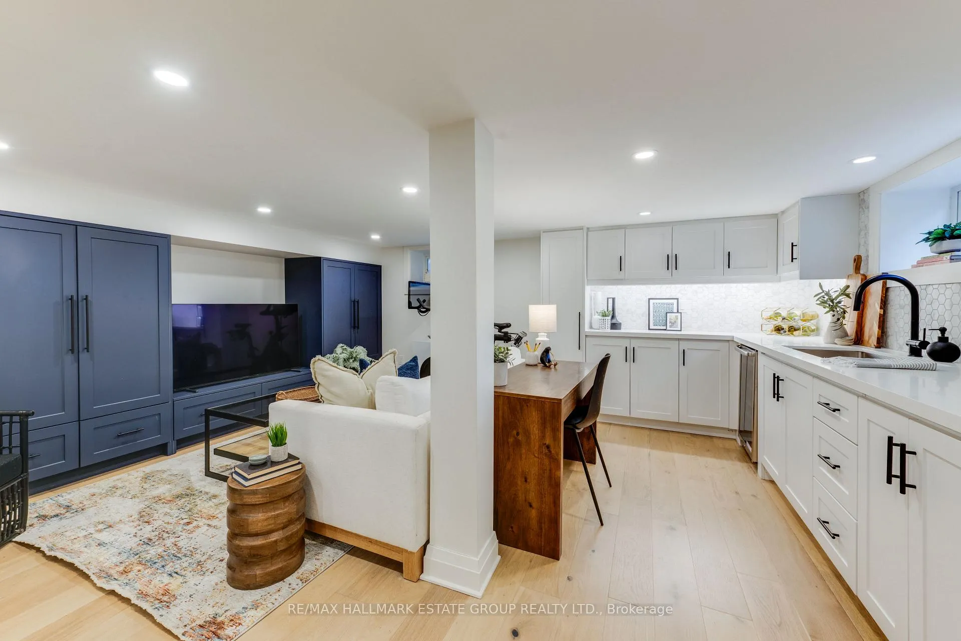 Photo 34 of 242 O'Connor Drive, Toronto, East York — HOMEH