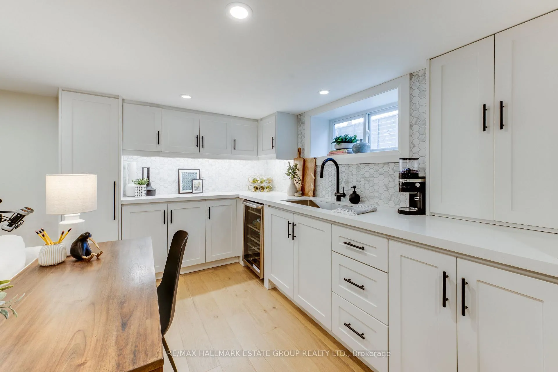 Photo 38 of 242 O'Connor Drive, Toronto, East York — HOMEH
