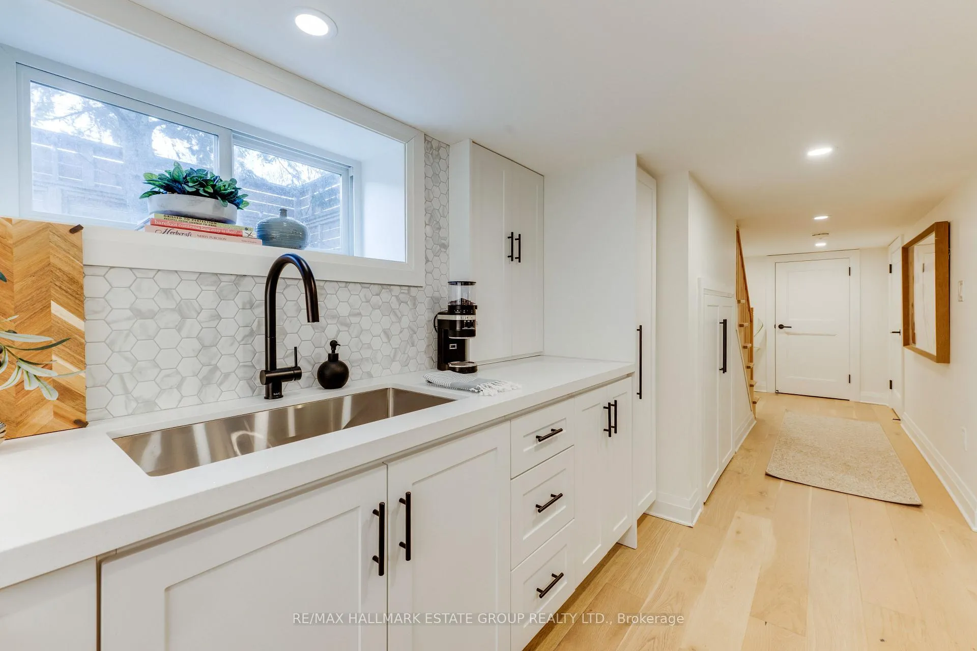 Photo 40 of 242 O'Connor Drive, Toronto, East York — HOMEH