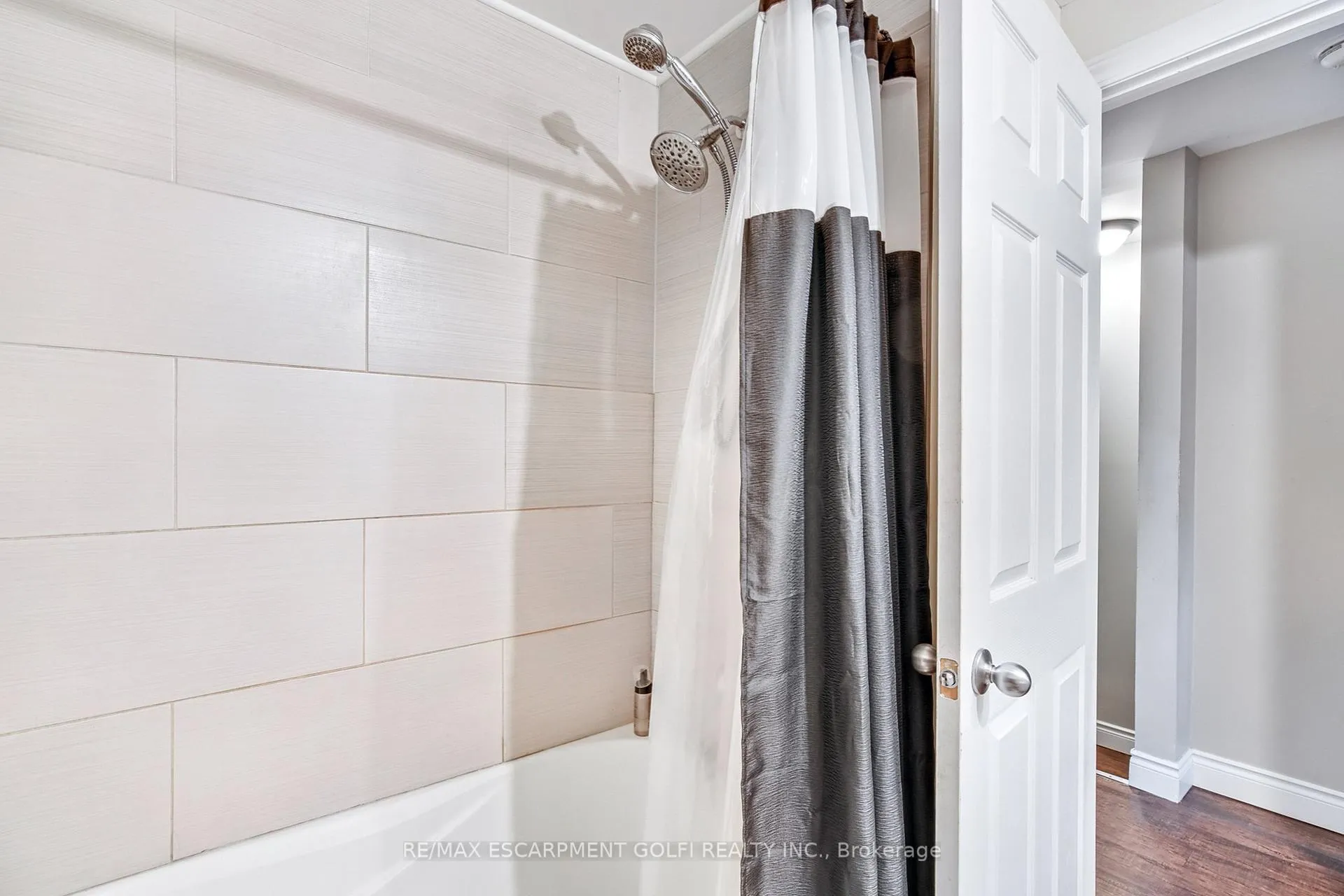Photo 21 of Unit 2, 23 Watsons Lane, Hamilton, Cootes Paradise — HOMEH