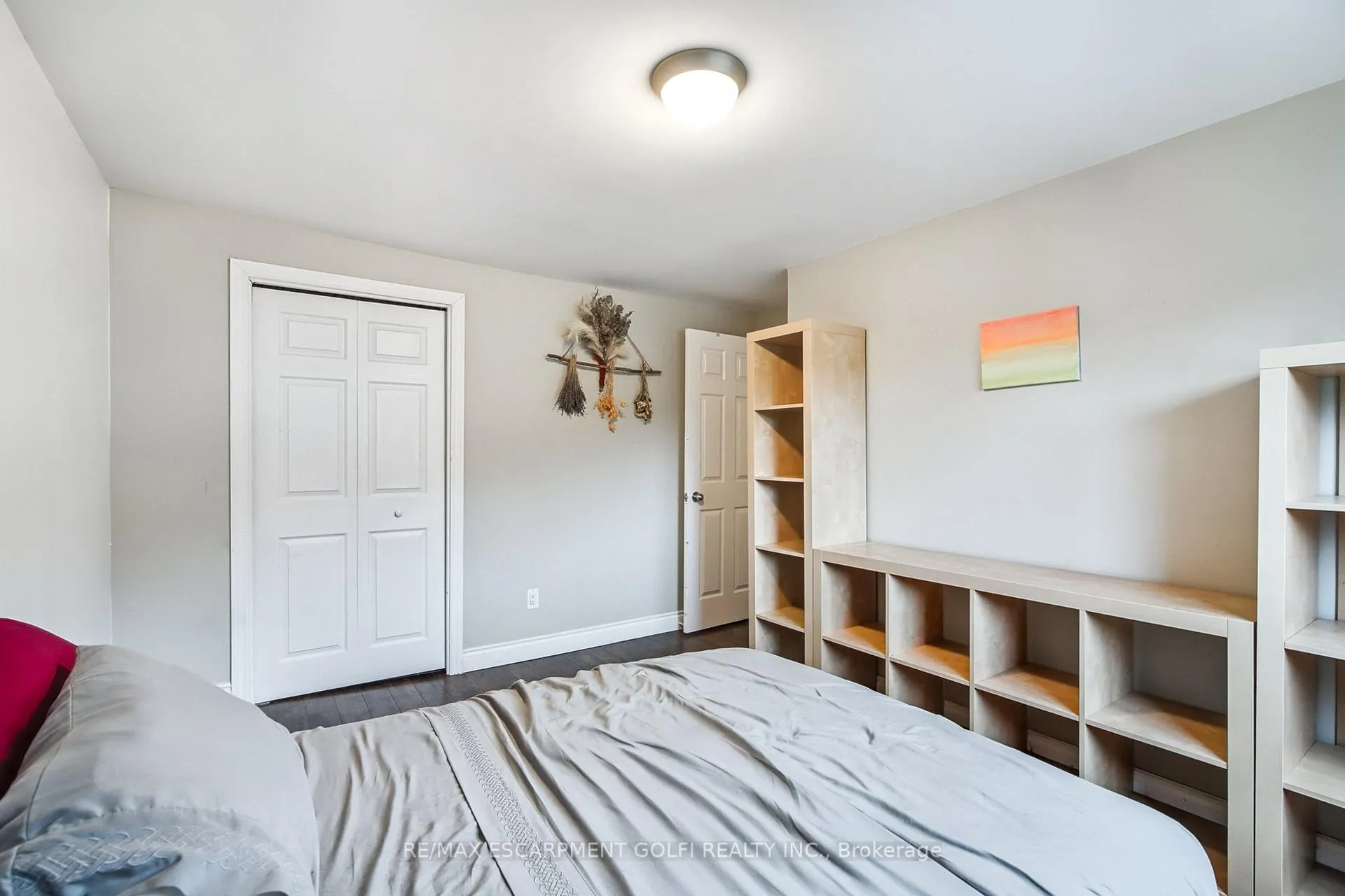Photo 23 of Unit 2, 23 Watsons Lane, Hamilton, Cootes Paradise — HOMEH