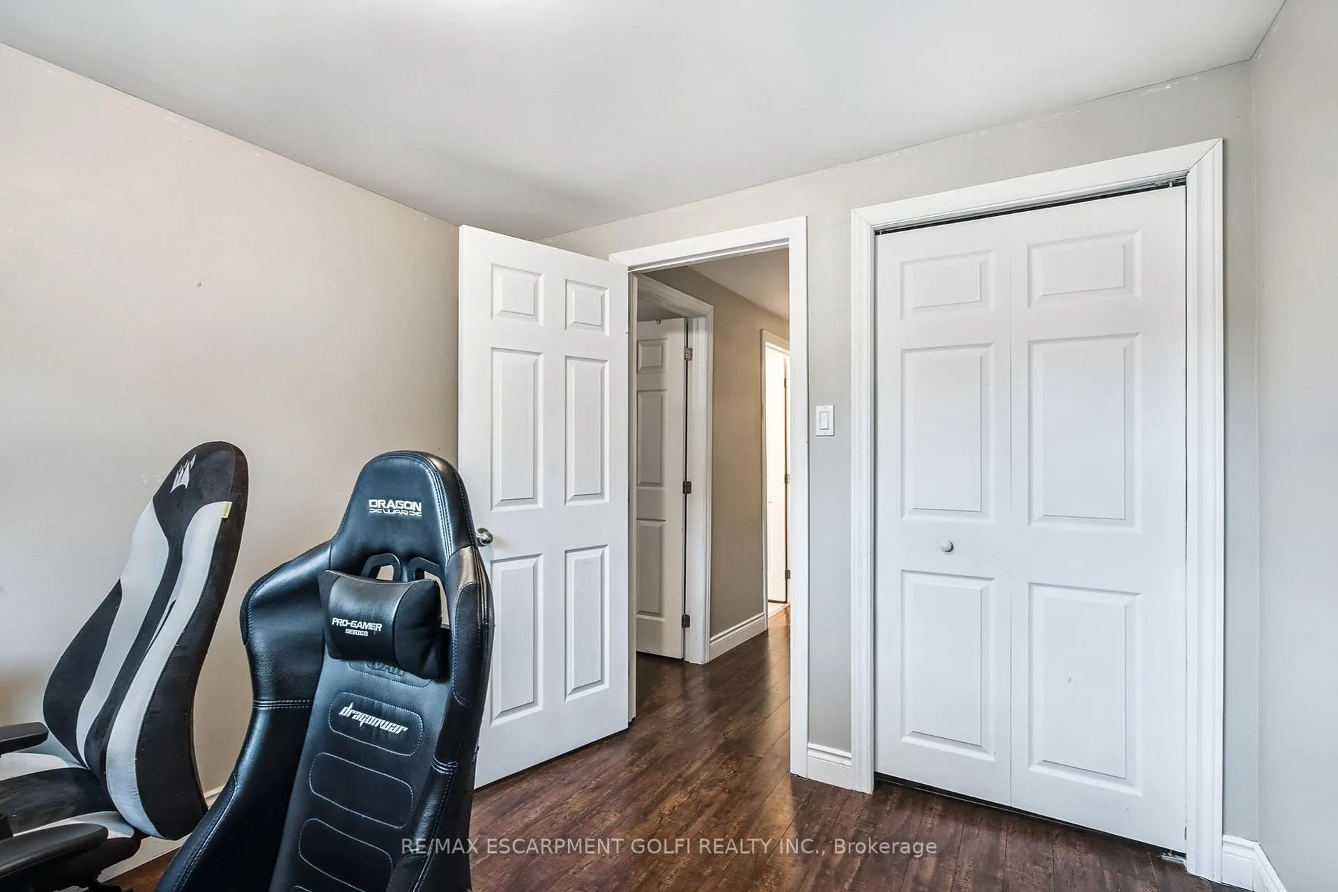 Photo 25 of Unit 2, 23 Watsons Lane, Hamilton, Cootes Paradise — HOMEH