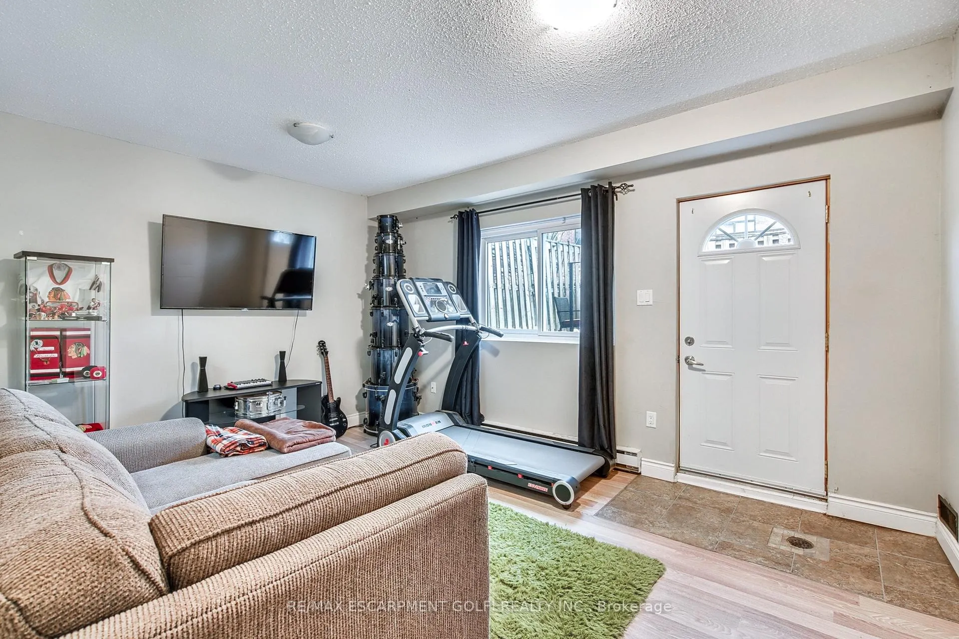 Photo 26 of Unit 2, 23 Watsons Lane, Hamilton, Cootes Paradise — HOMEH