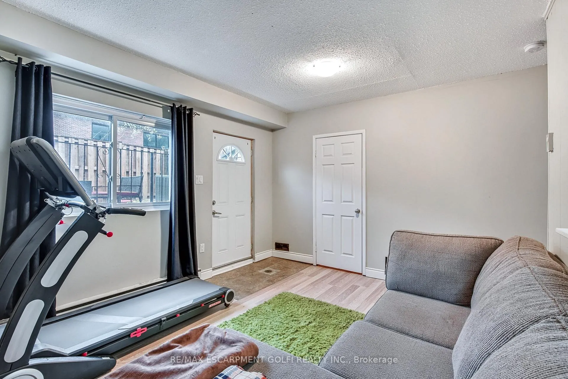 Photo 28 of Unit 2, 23 Watsons Lane, Hamilton, Cootes Paradise — HOMEH
