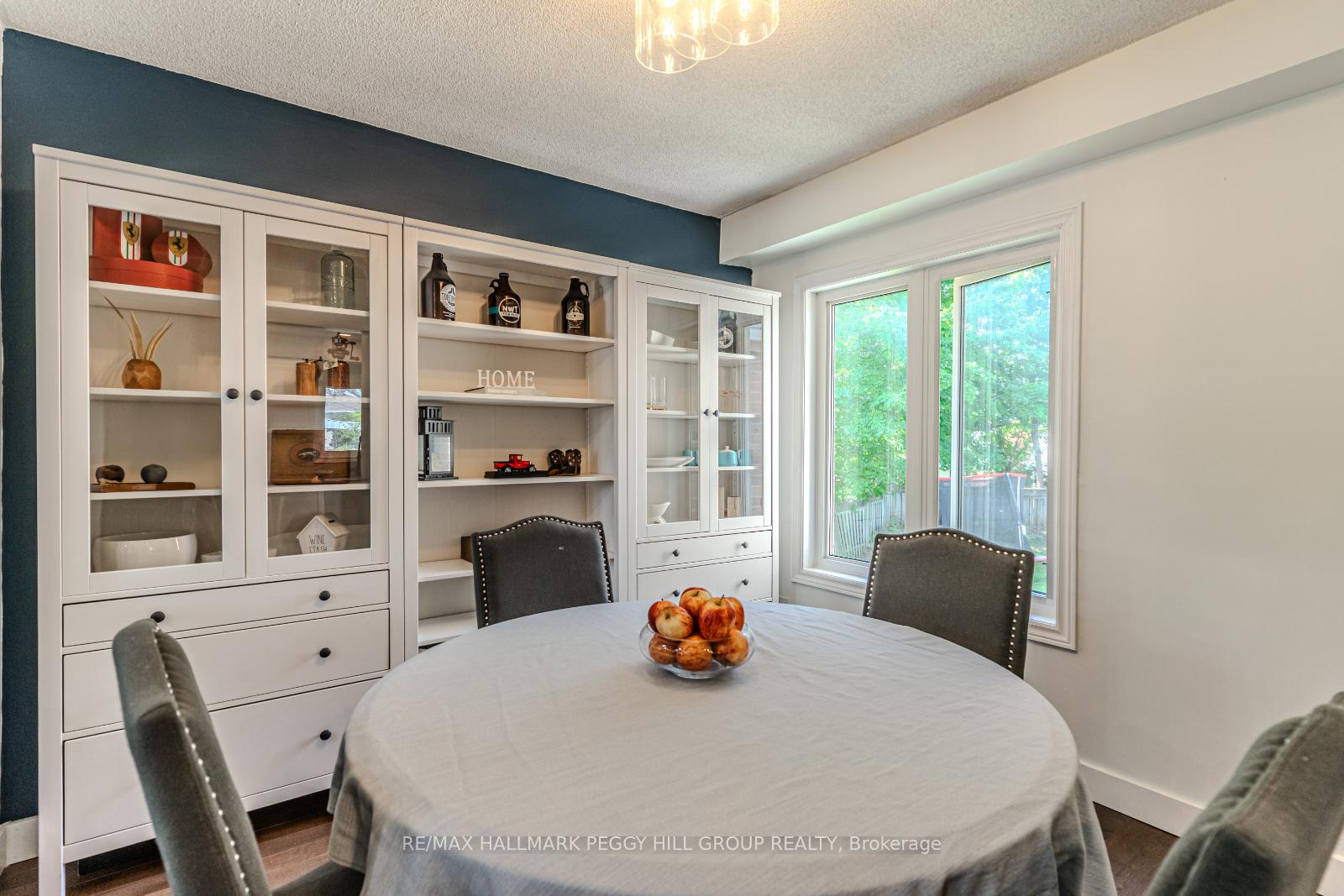 Photo 7 of 20 Pae Drive, Barrie, Painswick North — HOMEH