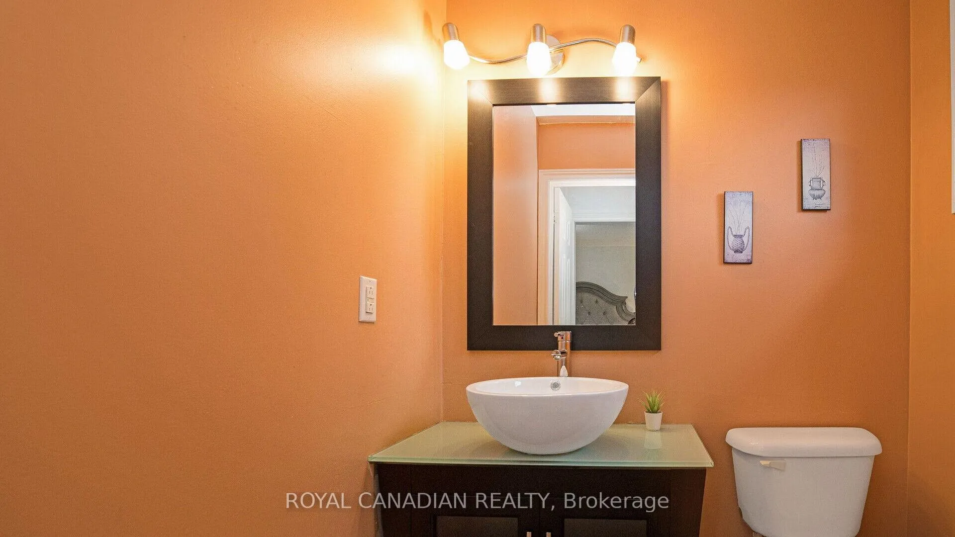 Photo 17 of 18 Wabash Court, Brampton, Heart Lake West — HOMEH