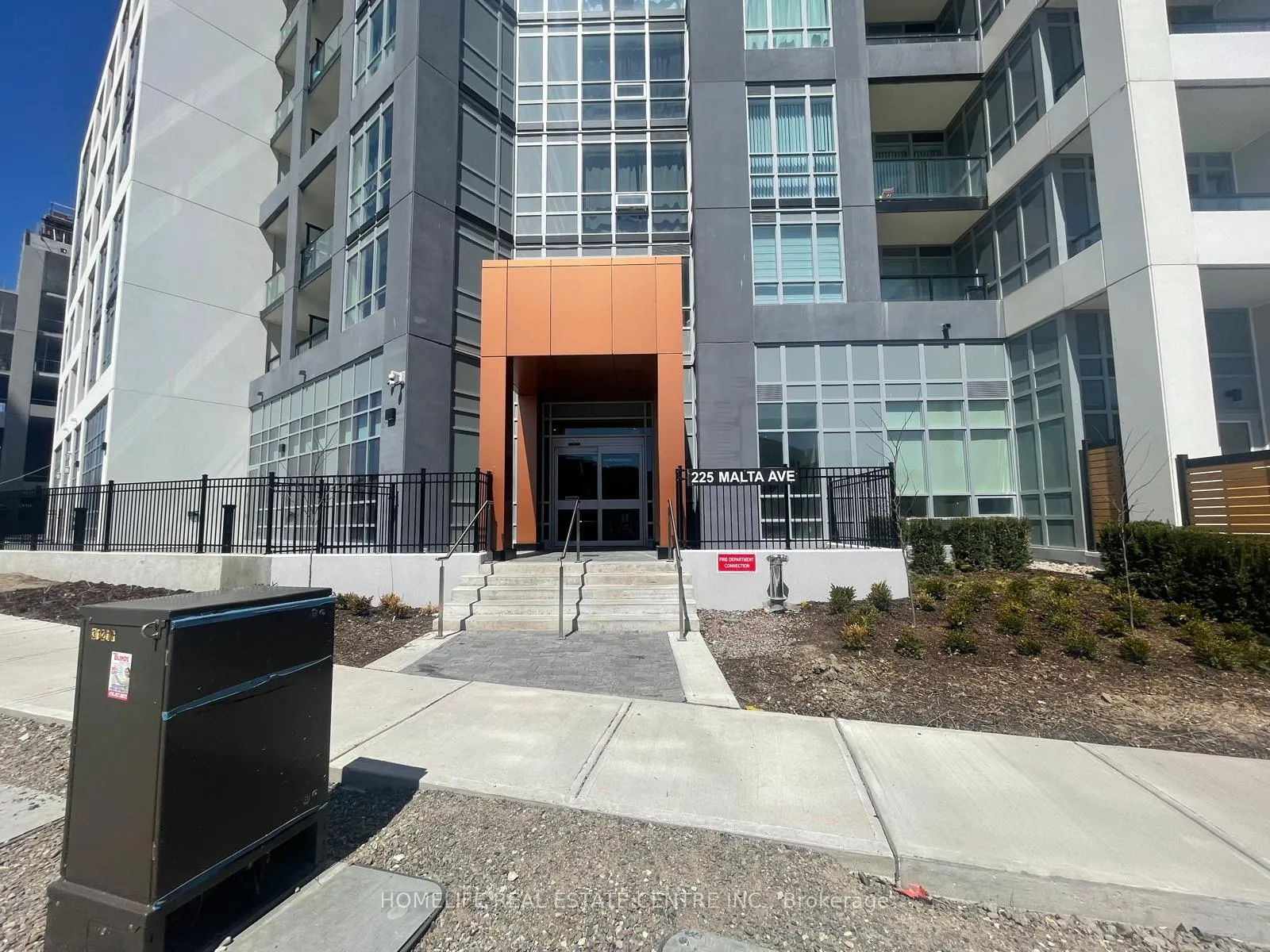 Front of Unit 604, 225 Malta Avenue