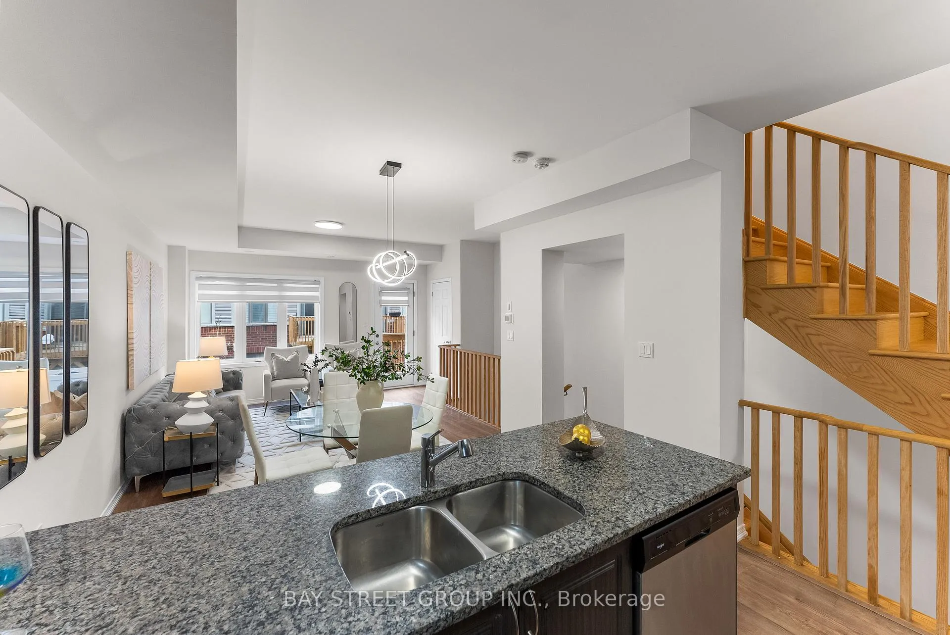 Photo 9 of 2555 Larida Path, Oshawa, Windfields — HOMEH