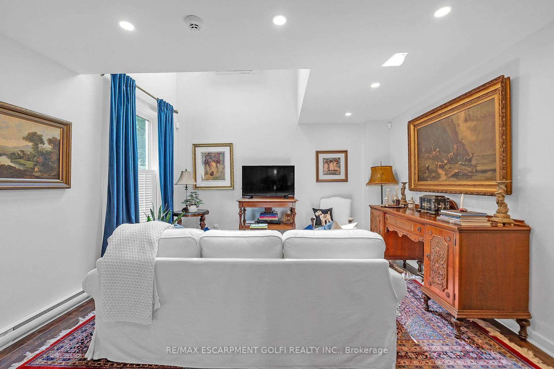 Photo 12 of Unit 3, 23 Macaulay Street W, Hamilton, North End — HOMEH