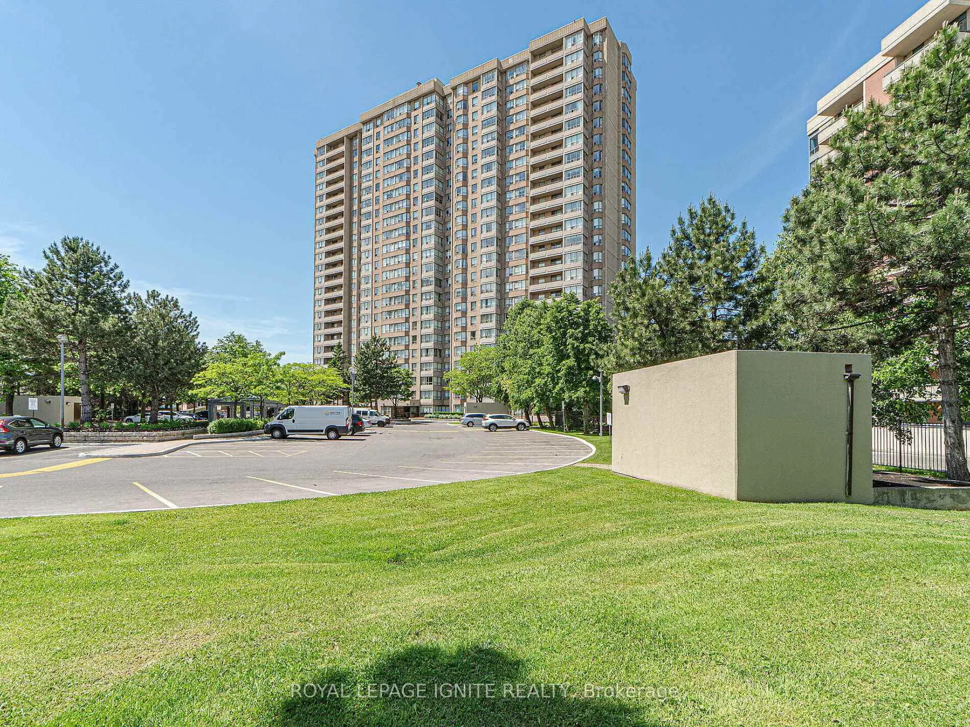 Front of Unit 2108, 30 Malta Avenue