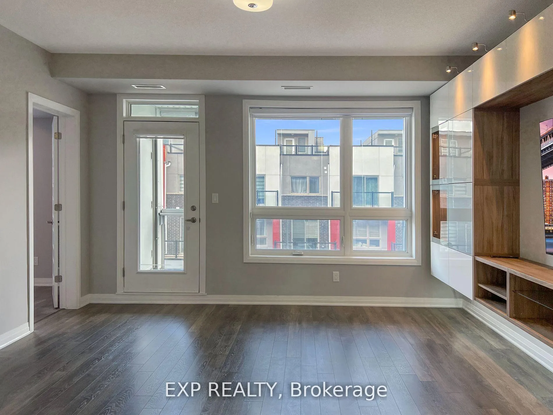 Photo 14 of Unit 319, 2 Adam Sellers Street, Markham, Cornell — HOMEH