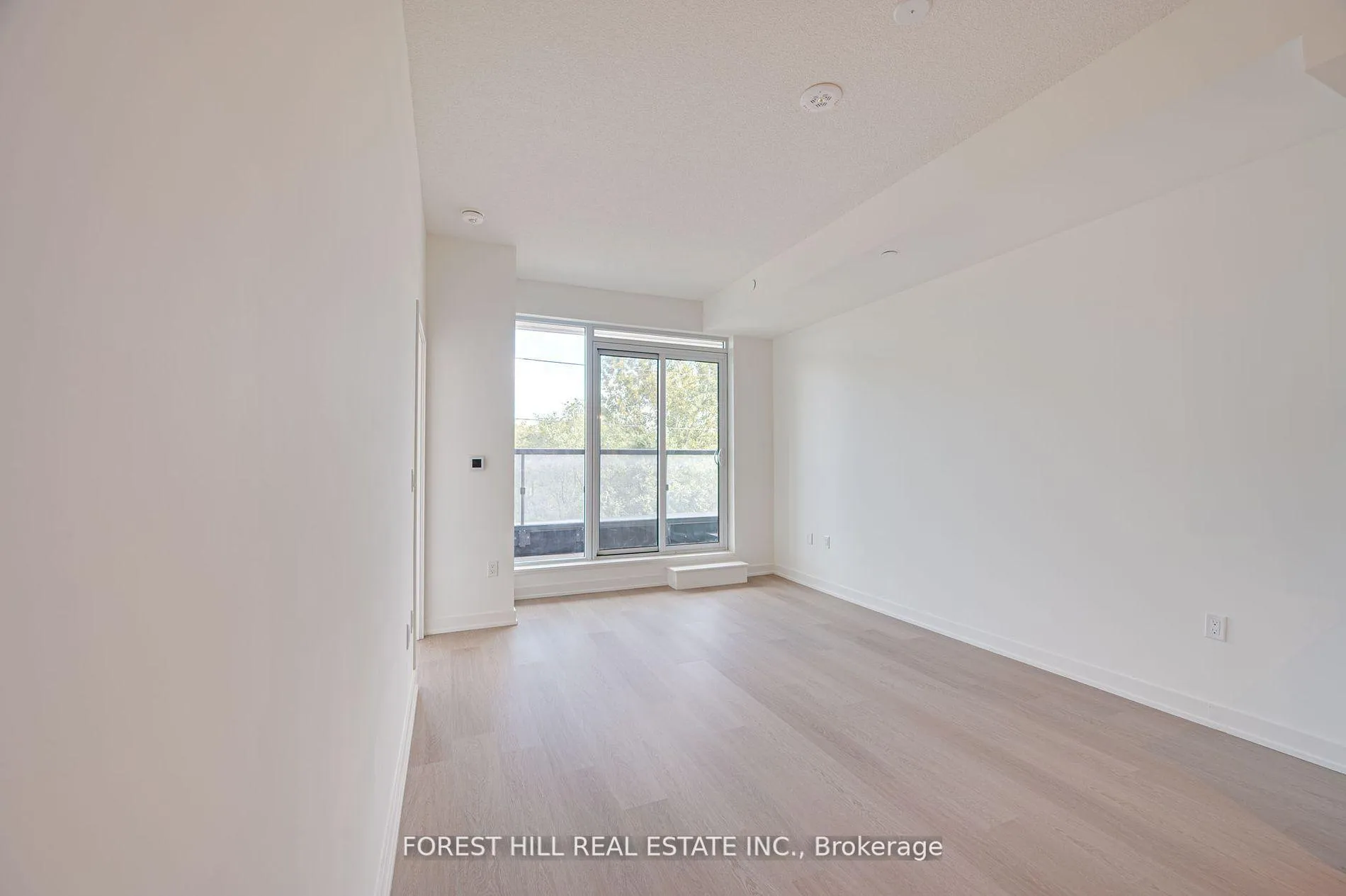 Photo 8 of Unit 201, 859 The Queensway, Etobicoke, Stonegate-Queensway — HOMEH