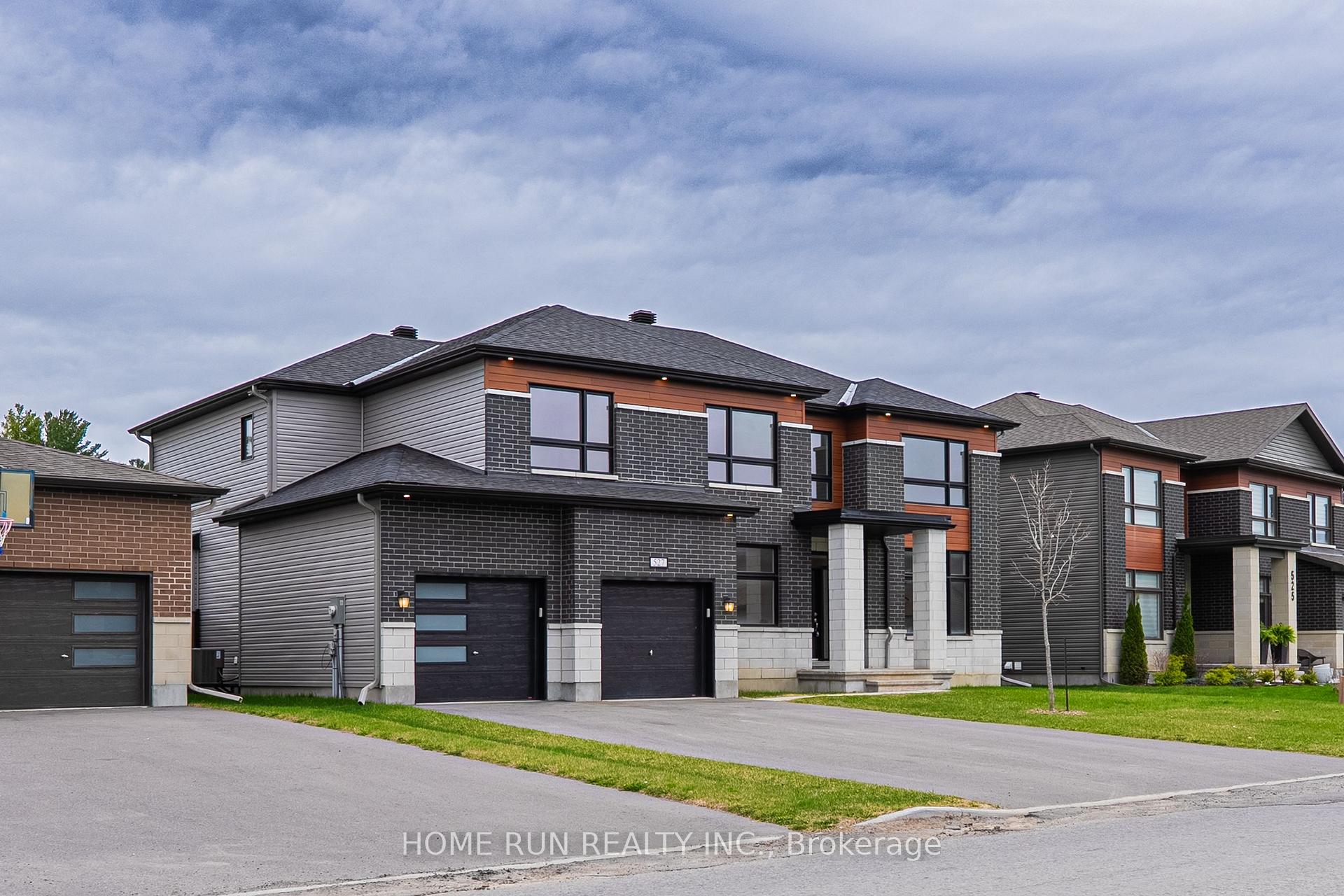 Photo 4 of 527 Albert Boyd Private, Ottawa, Huntley Ward (South East) — HOMEH