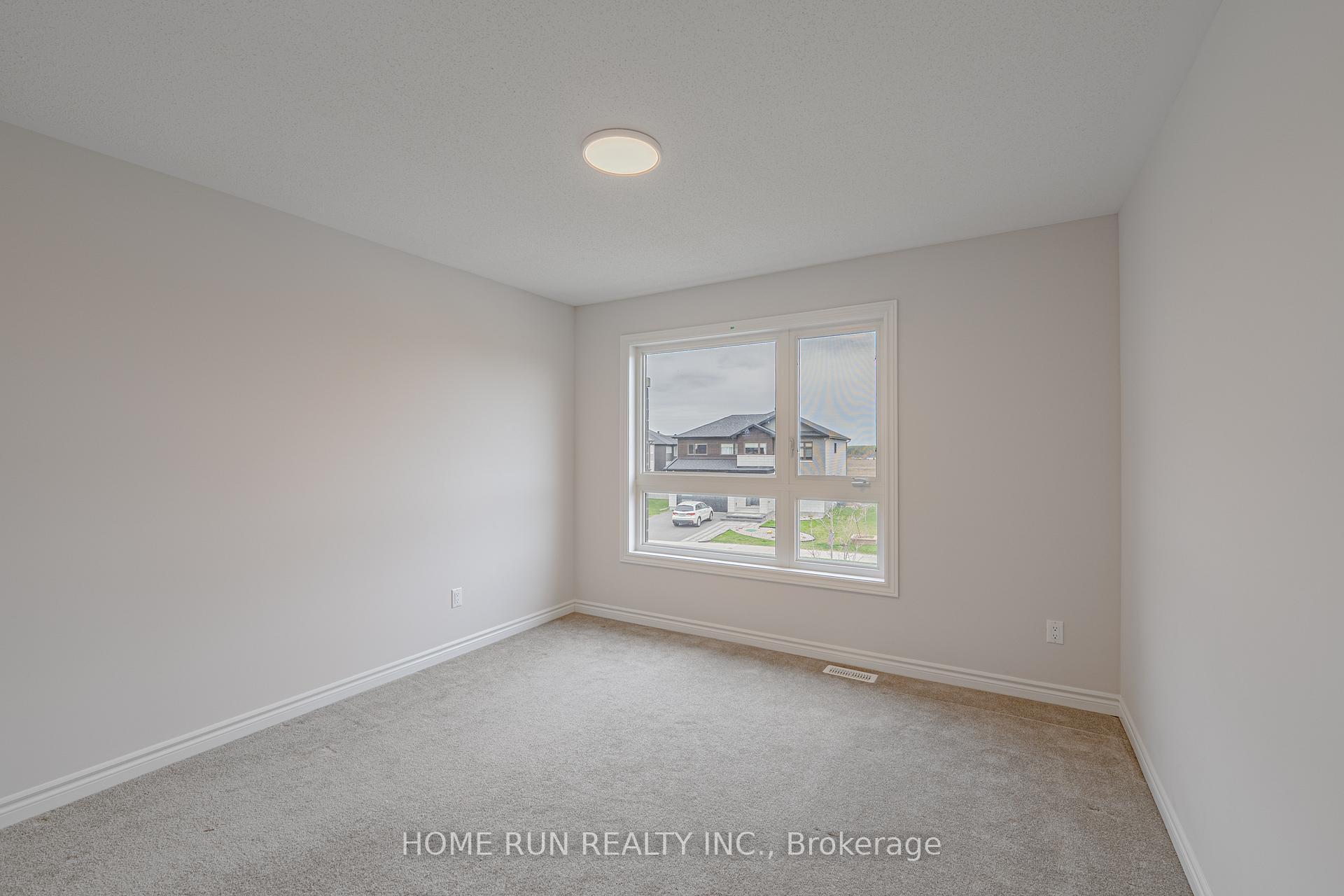 Photo 41 of 527 Albert Boyd Private, Ottawa, Huntley Ward (South East) — HOMEH