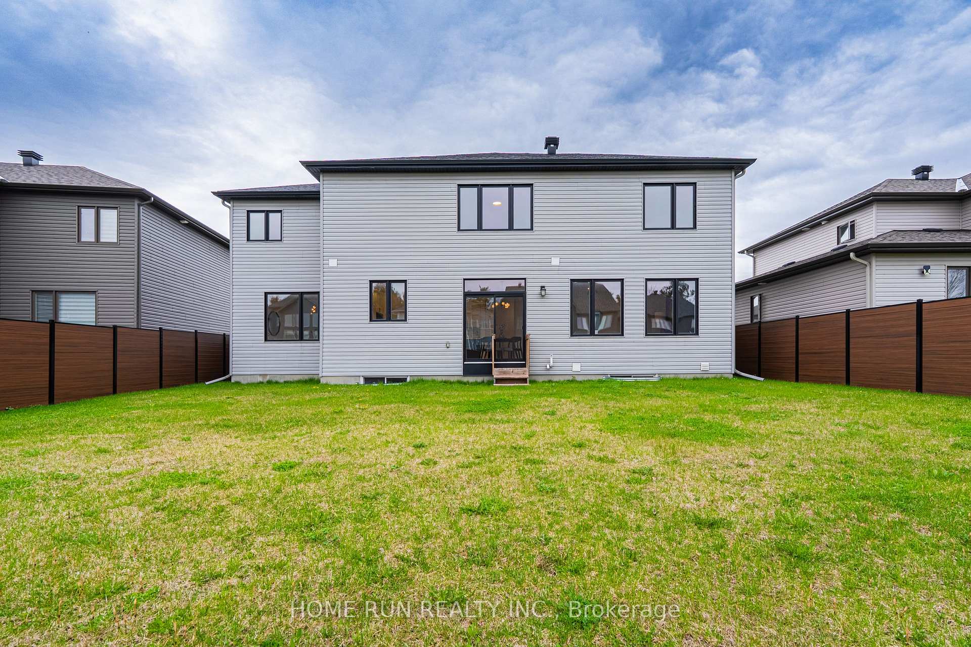 Photo 47 of 527 Albert Boyd Private, Ottawa, Huntley Ward (South East) — HOMEH