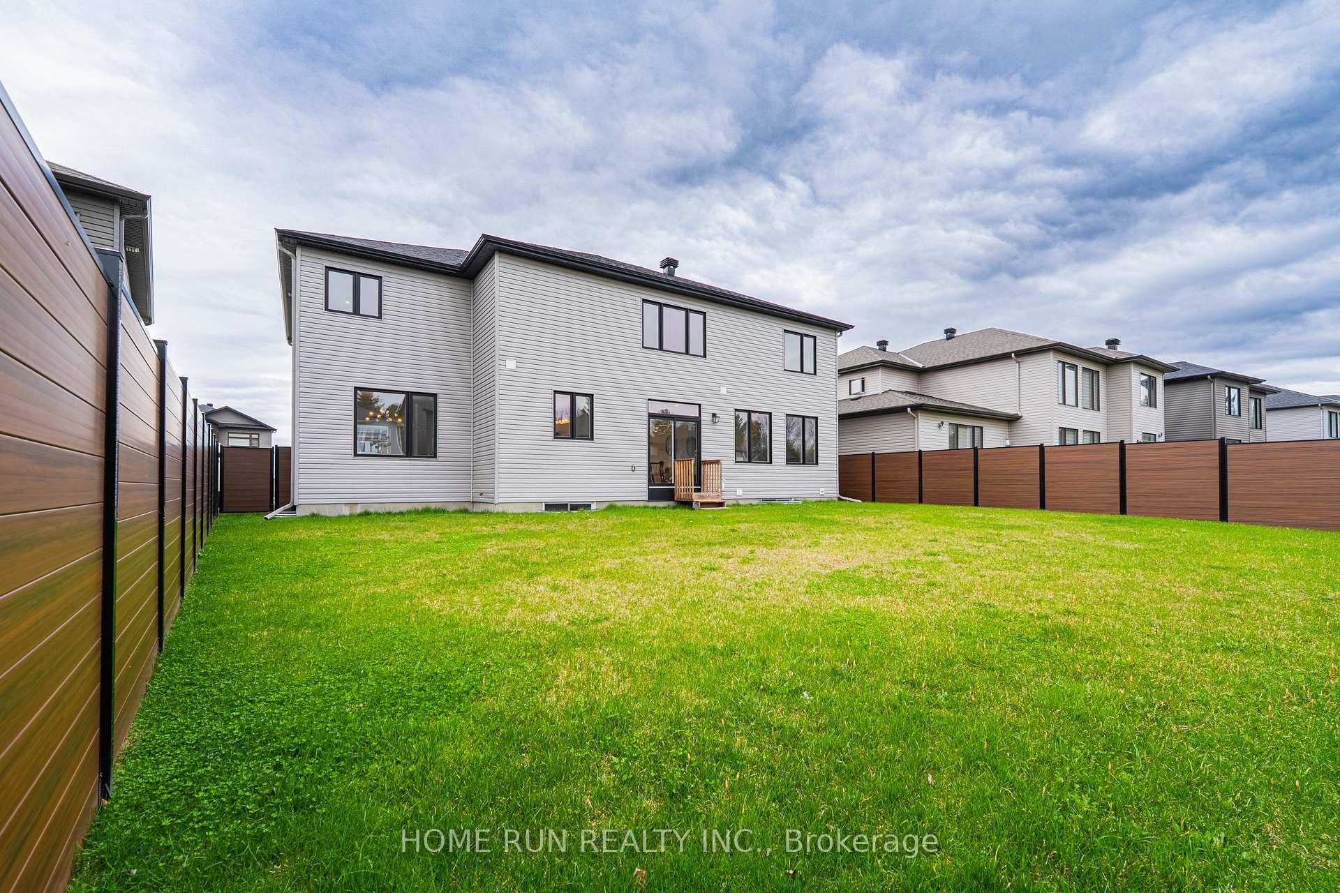 Photo 49 of 527 Albert Boyd Private, Ottawa, Huntley Ward (South East) — HOMEH