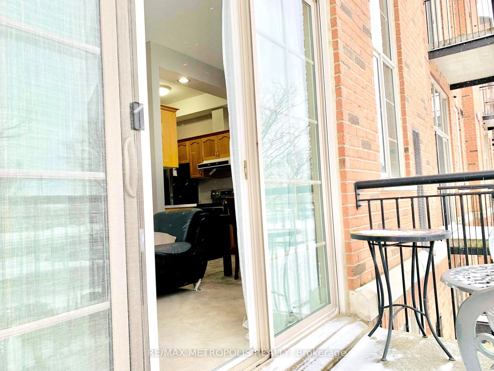 Photo 11 of Unit 210, 262 Dundas Street E, Hamilton, Waterdown — HOMEH