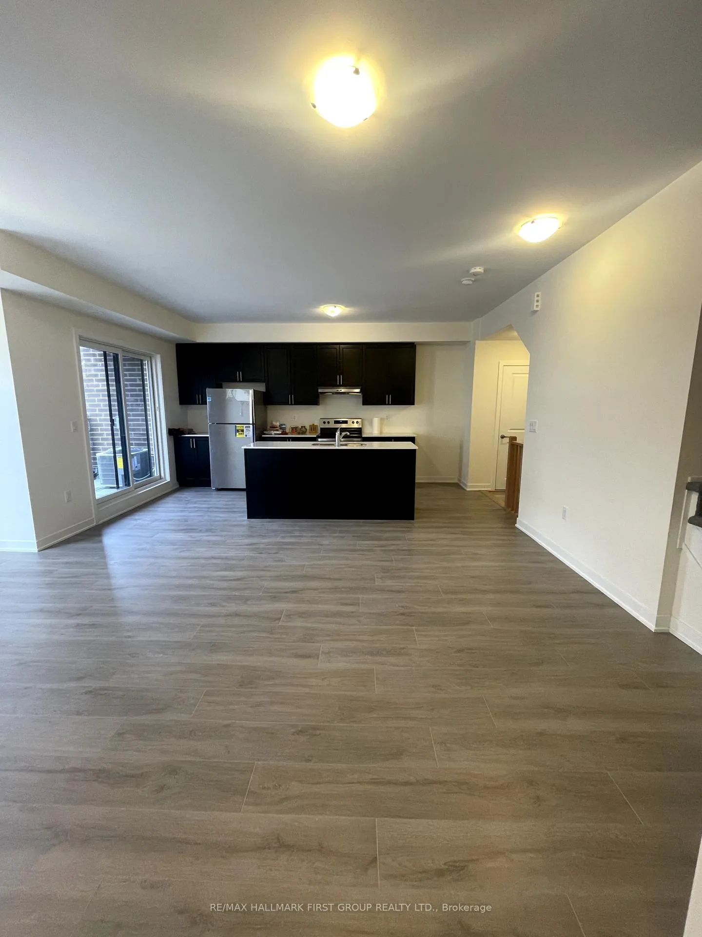 Photo 4 of Unit 1007, 1695 Dersan Street, Pickering, Duffin Heights — HOMEH