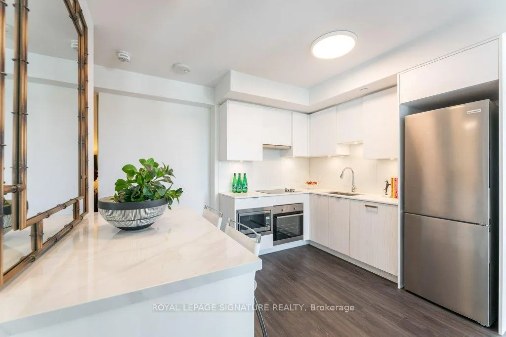 Photo 5 of Unit 3612, 195 Redpath Avenue, Toronto, Mount Pleasant West — HOMEH
