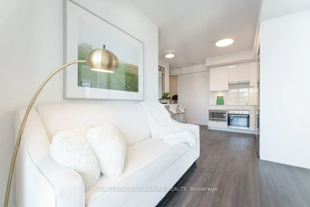 Photo 8 of Unit 3612, 195 Redpath Avenue, Toronto, Mount Pleasant West — HOMEH