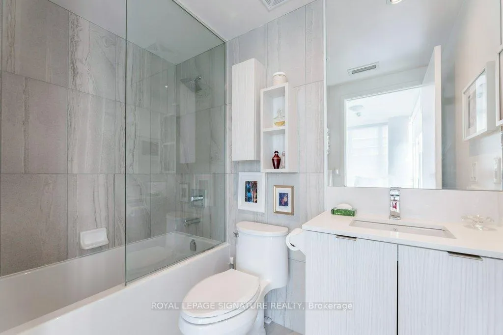 Photo 12 of Unit 3612, 195 Redpath Avenue, Toronto, Mount Pleasant West — HOMEH