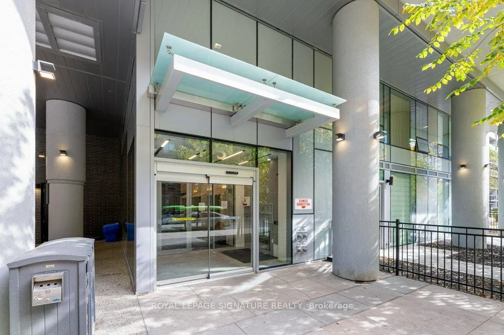 Photo 20 of Unit 3612, 195 Redpath Avenue, Toronto, Mount Pleasant West — HOMEH