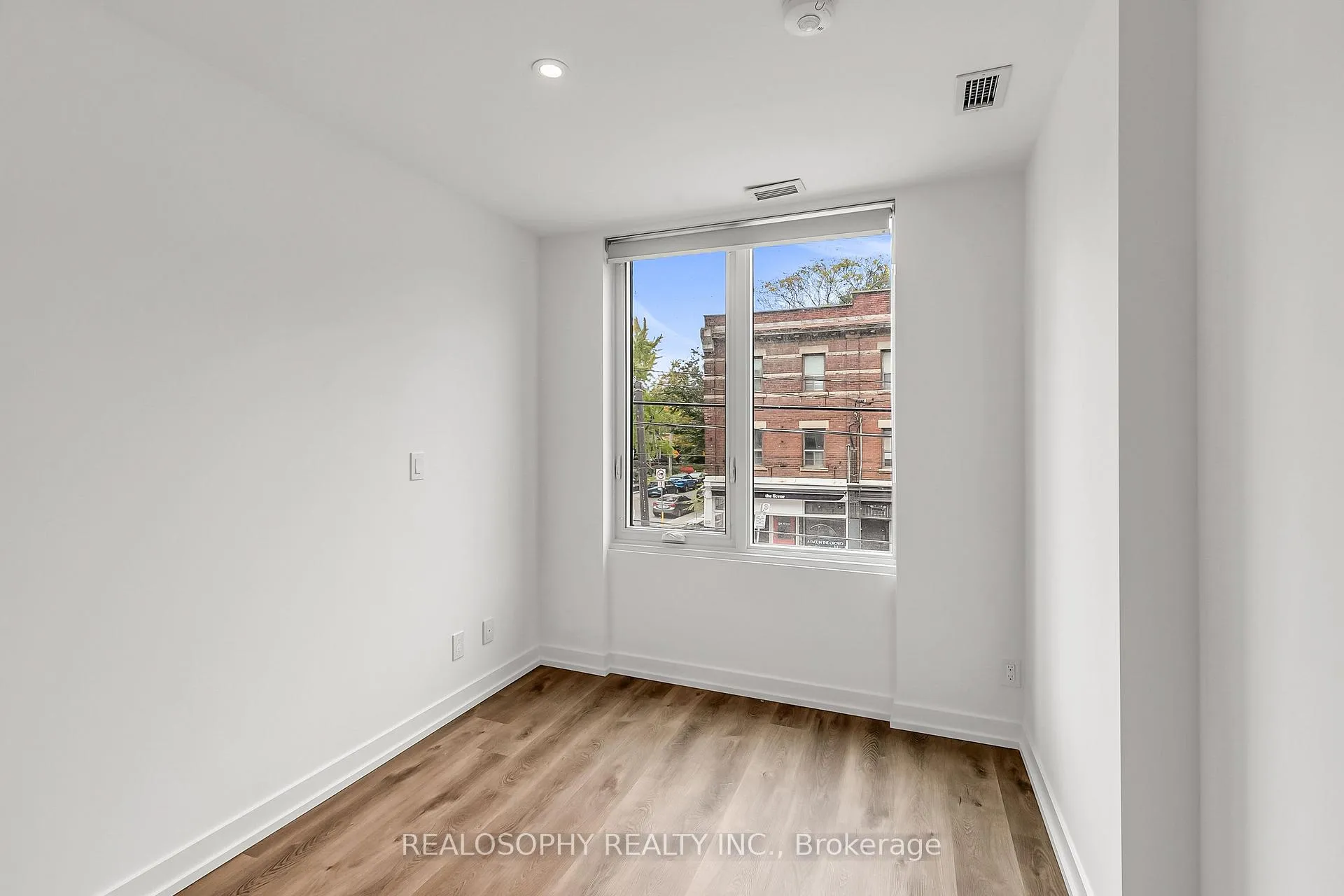 Photo 6 of Unit 408, 115 Larchmount Avenue, Toronto, South Riverdale — HOMEH