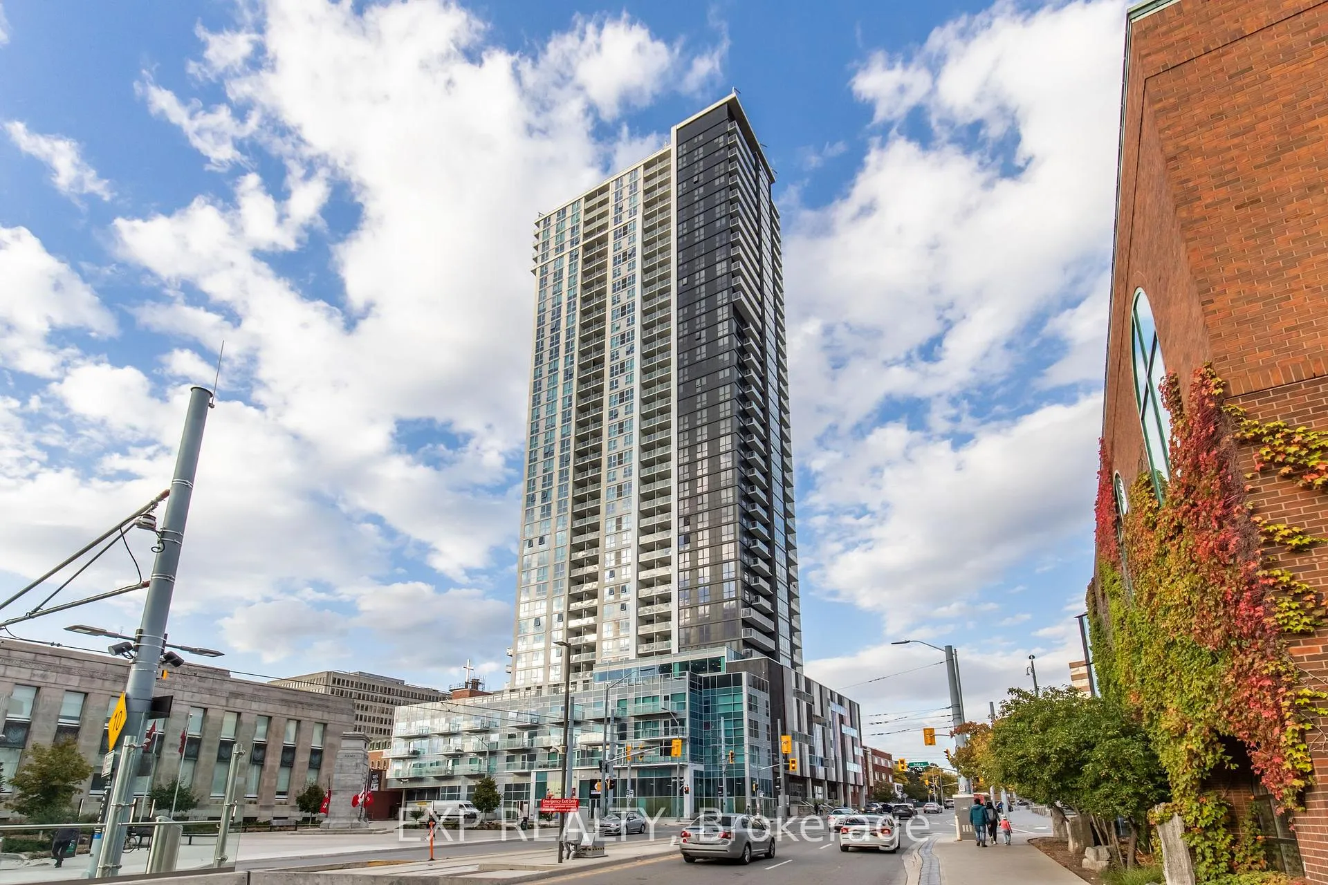 Front of Unit 3908, 60 Frederick Street