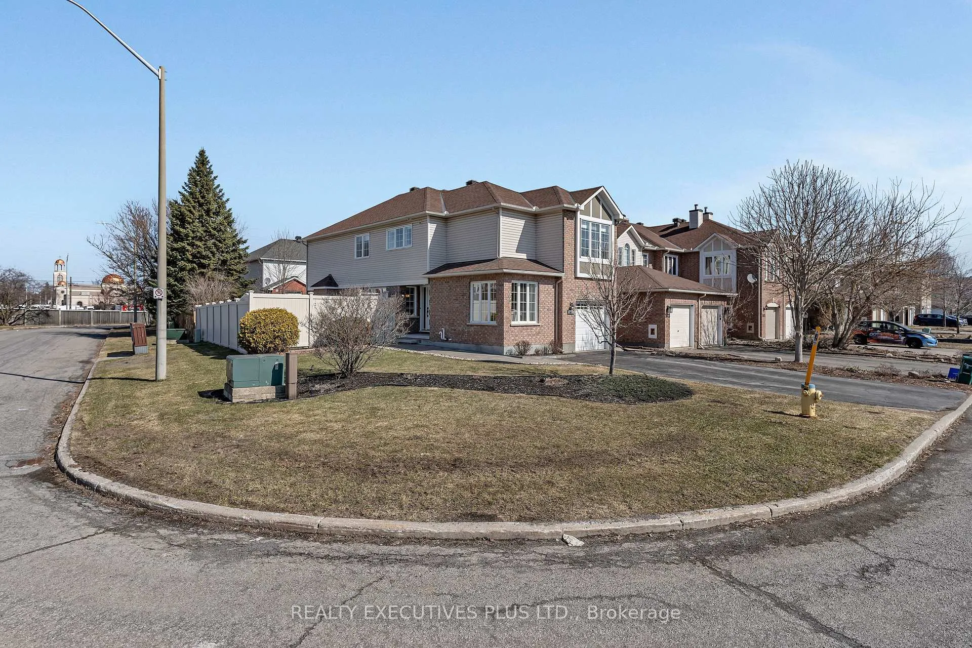 Photo 1 of 1611 Marley Crescent, Ottawa, Carson Grove — HOMEH
