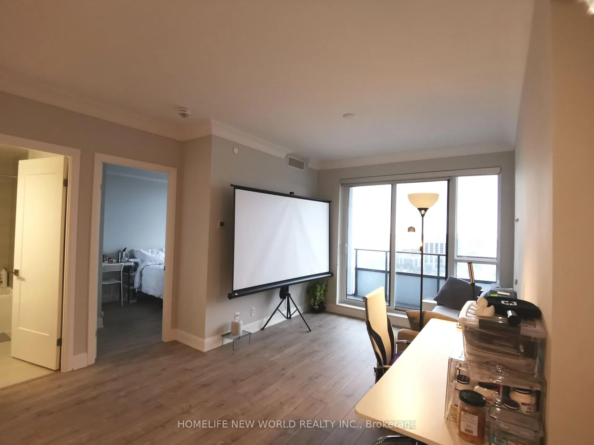 Photo 7 of Unit 2007, 38 Water Walk Drive, Markham, Unionville — HOMEH